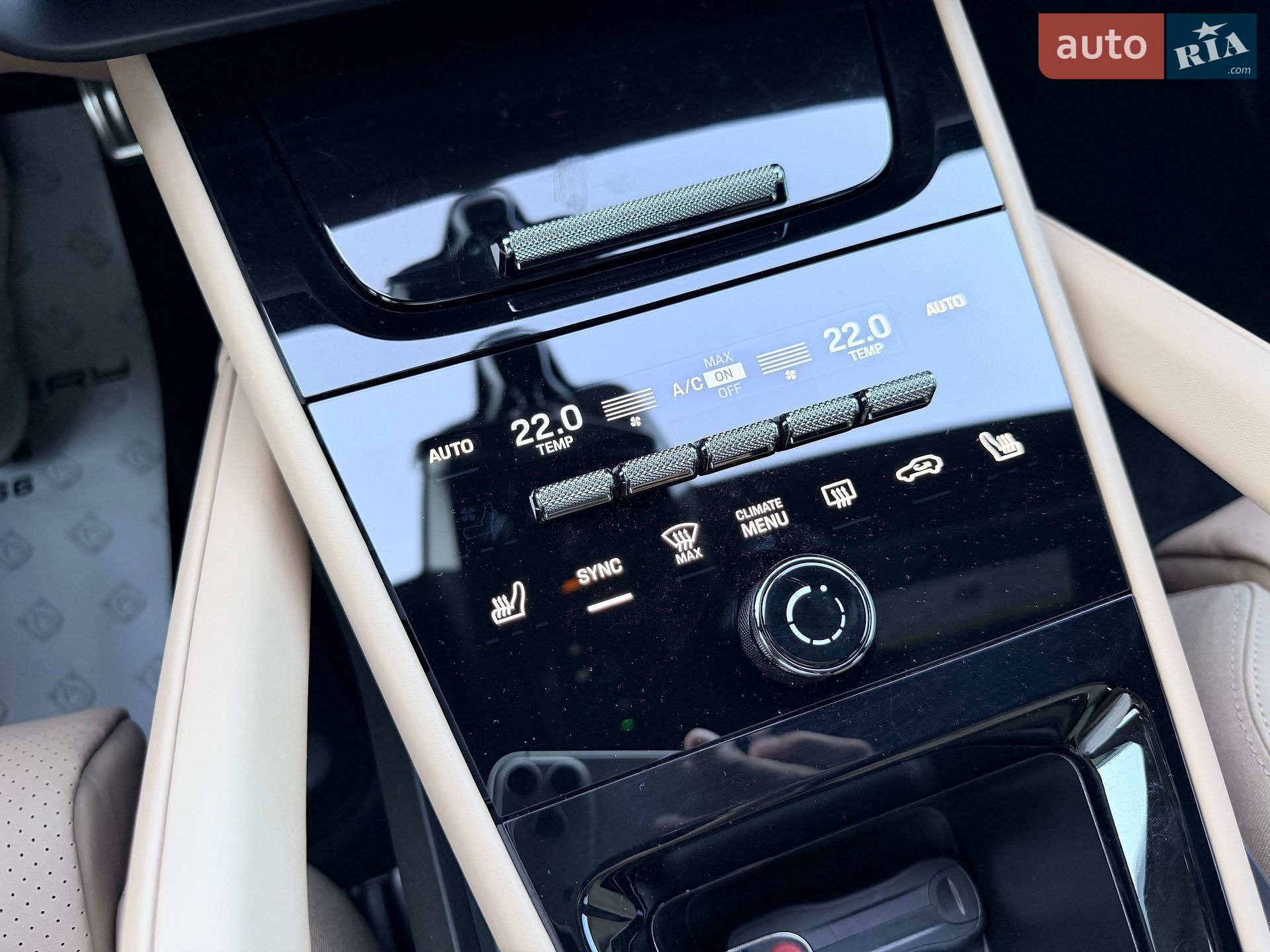 Porsche Cayenne 2024 VIN WP1AM2AY6RDA48230 фото оголошення 48 з 51