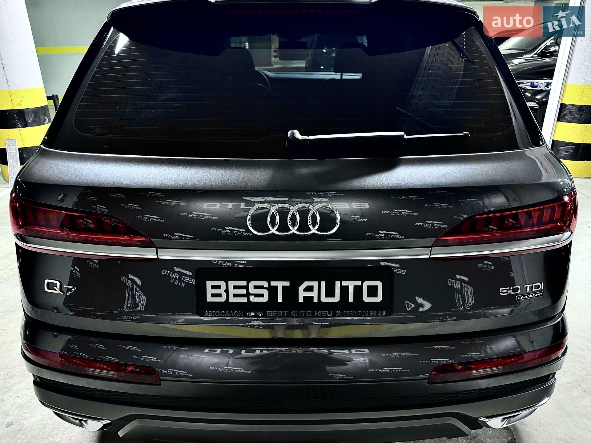 Audi Q7 2021 VIN WAUZZZ4M0ND009955 фото оголошення 13 з 102