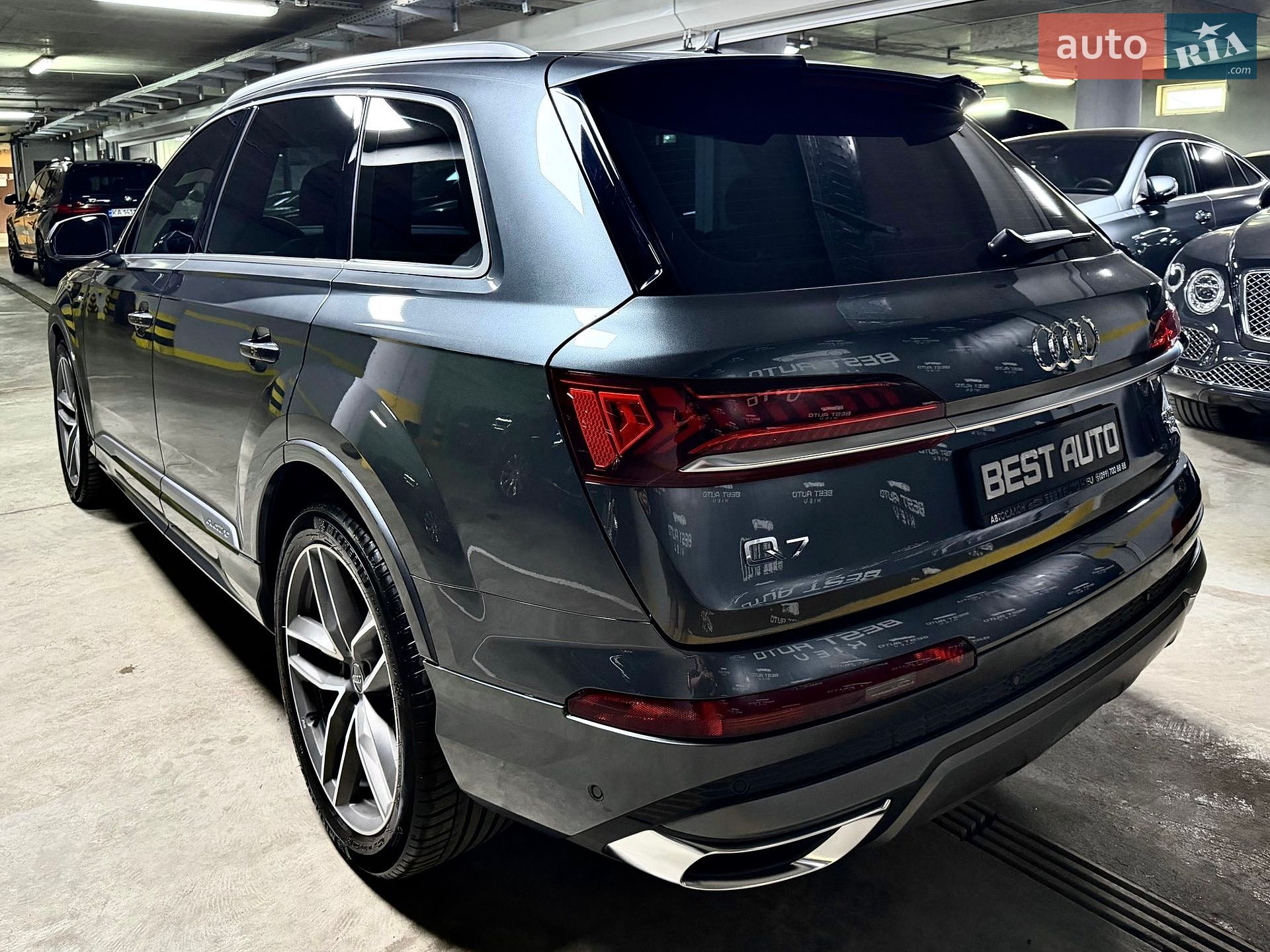Audi Q7 2021 VIN WAUZZZ4M0ND009955 фото оголошення 15 з 102