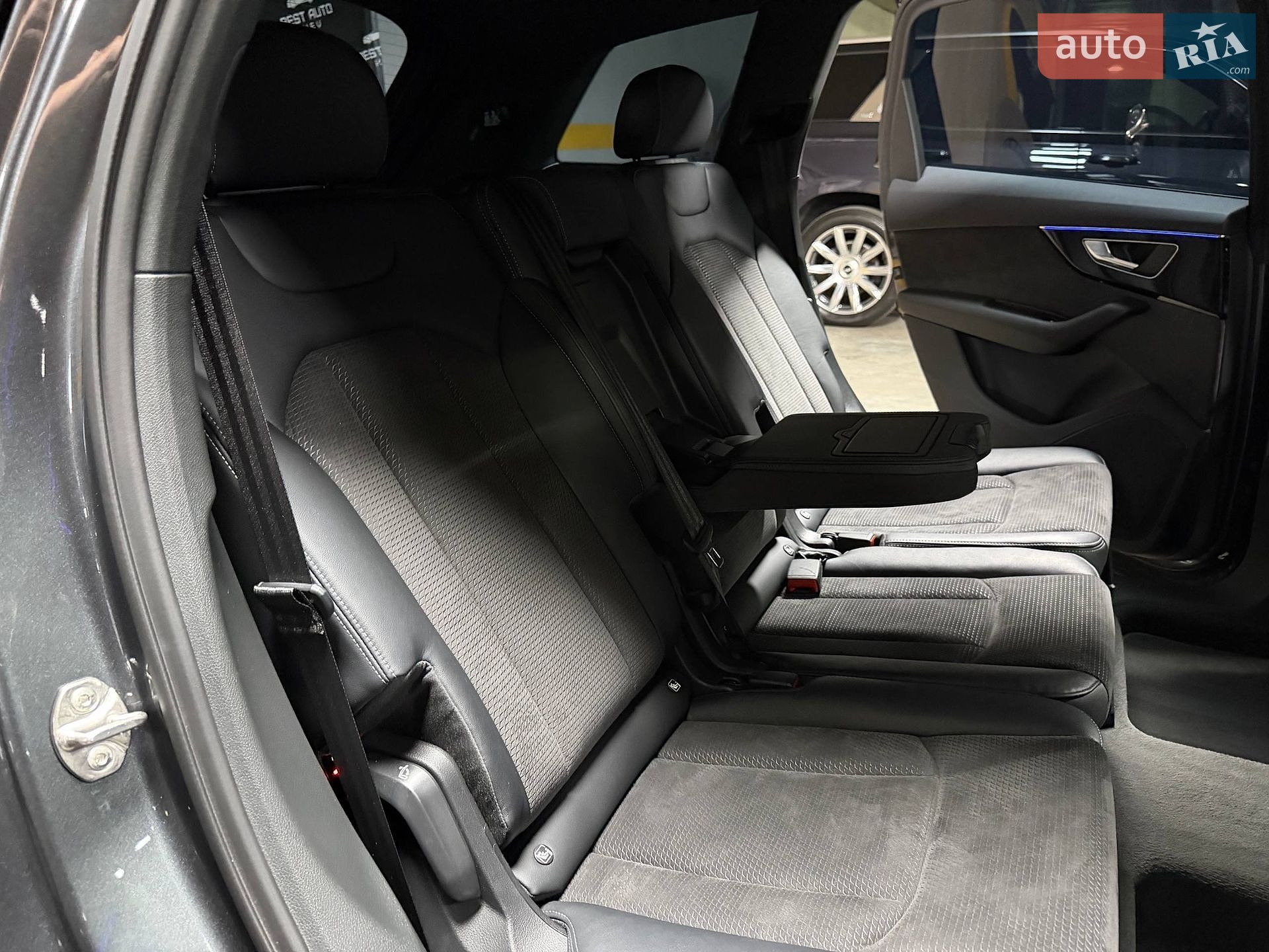 Audi Q7 2021 VIN WAUZZZ4M0ND009955 фото оголошення 63 з 102