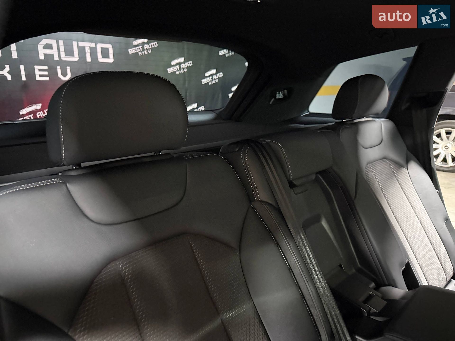 Audi Q7 2021 VIN WAUZZZ4M0ND009955 фото оголошення 64 з 102