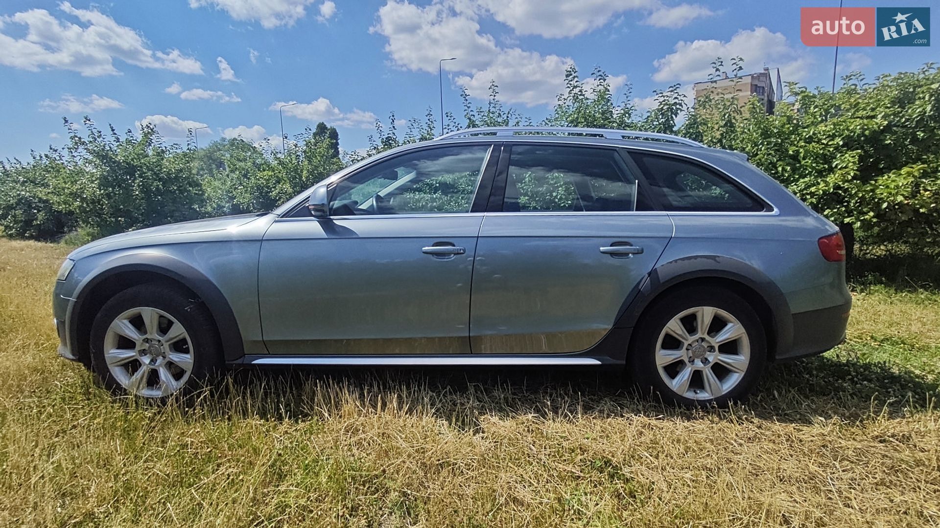 Audi A4 Allroad 2011 VIN WAUZZZ8K6BA090580 фото оголошення 2 з 26