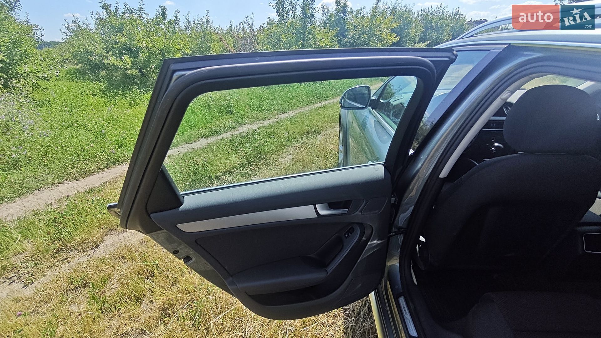 Audi A4 Allroad 2011 VIN WAUZZZ8K6BA090580 фото оголошення 14 з 26
