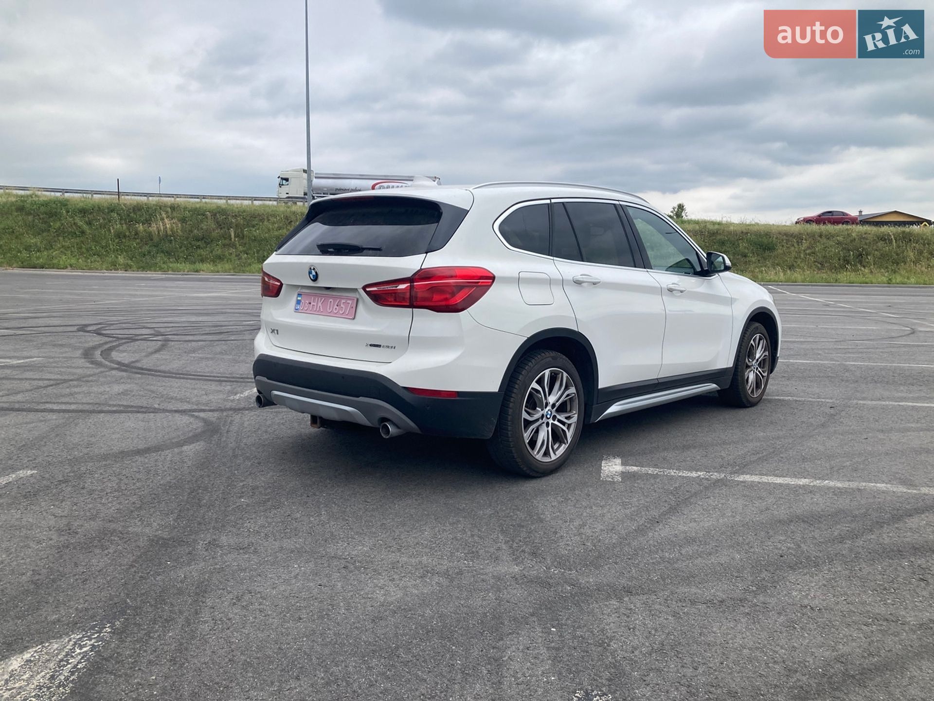 BMW X1 2019 VIN WBXHT3C55K5L91013 фото оголошення 6 з 19