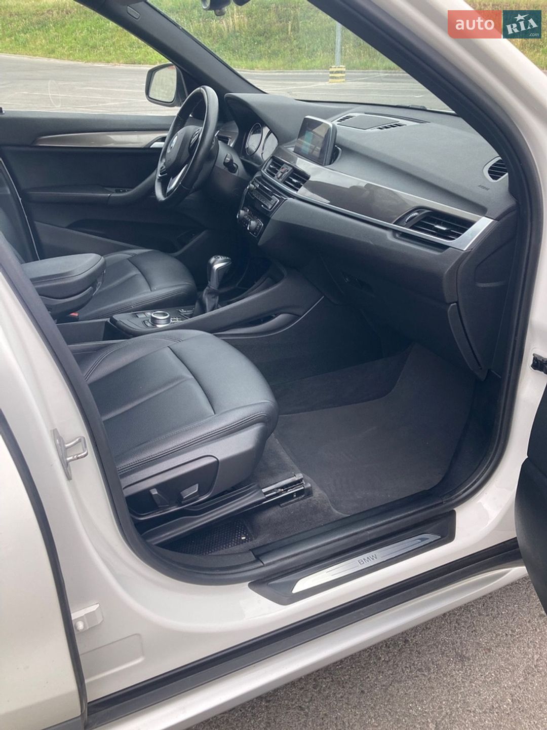 BMW X1 2019 VIN WBXHT3C55K5L91013 фото оголошення 9 з 19