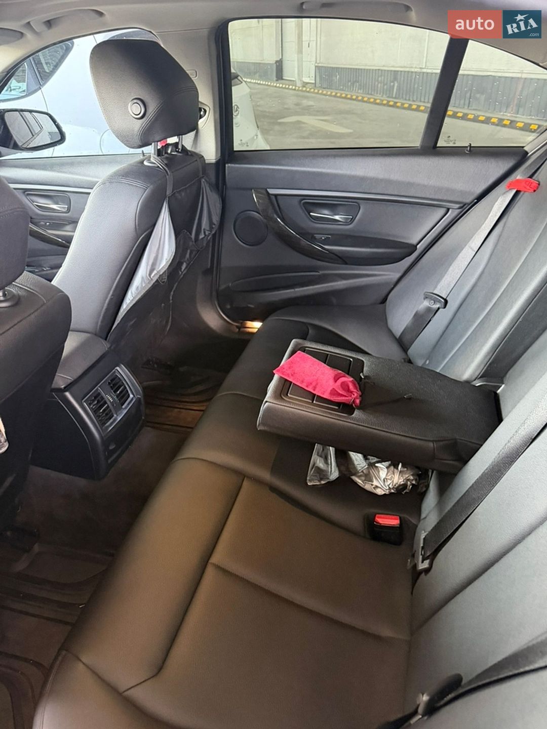 BMW 3 Series 2016 VIN WBA8A3C52GK691004 фото оголошення 9 з 10