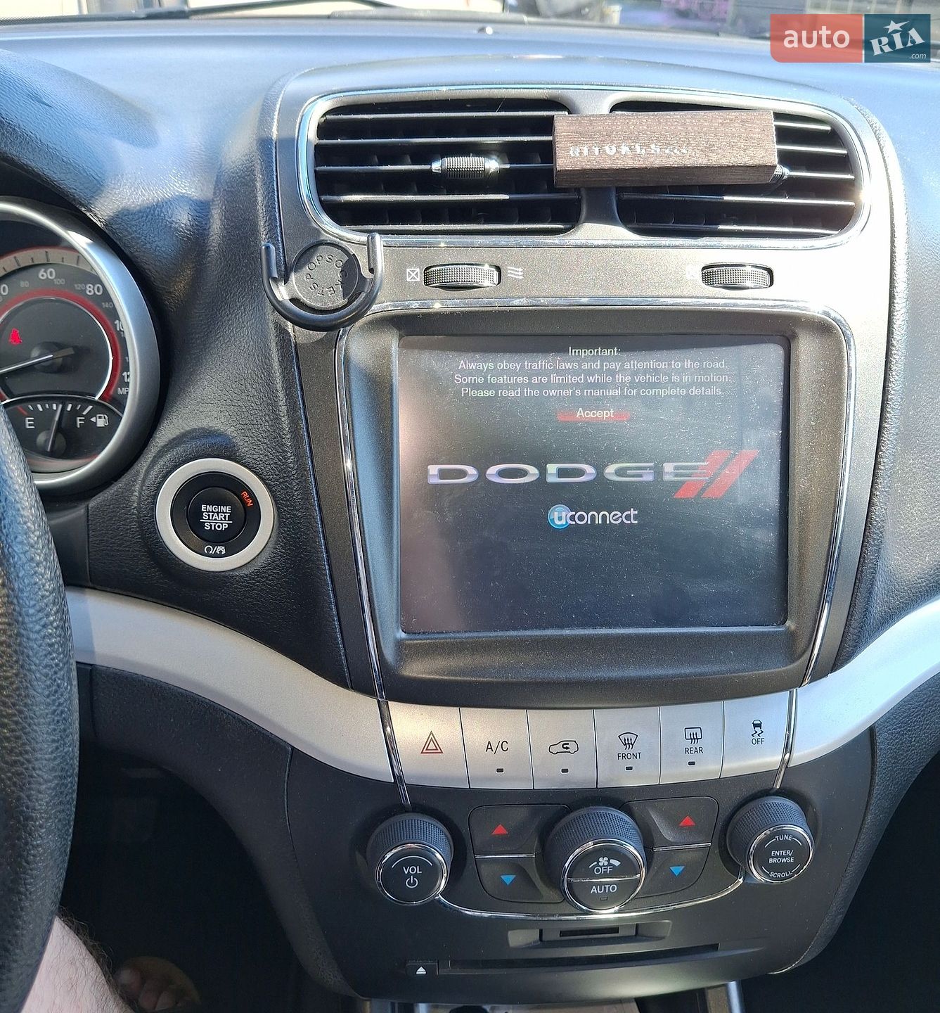 Dodge Journey 2019 VIN 3C4PDCBB3KT718280 фото оголошення 10 з 12