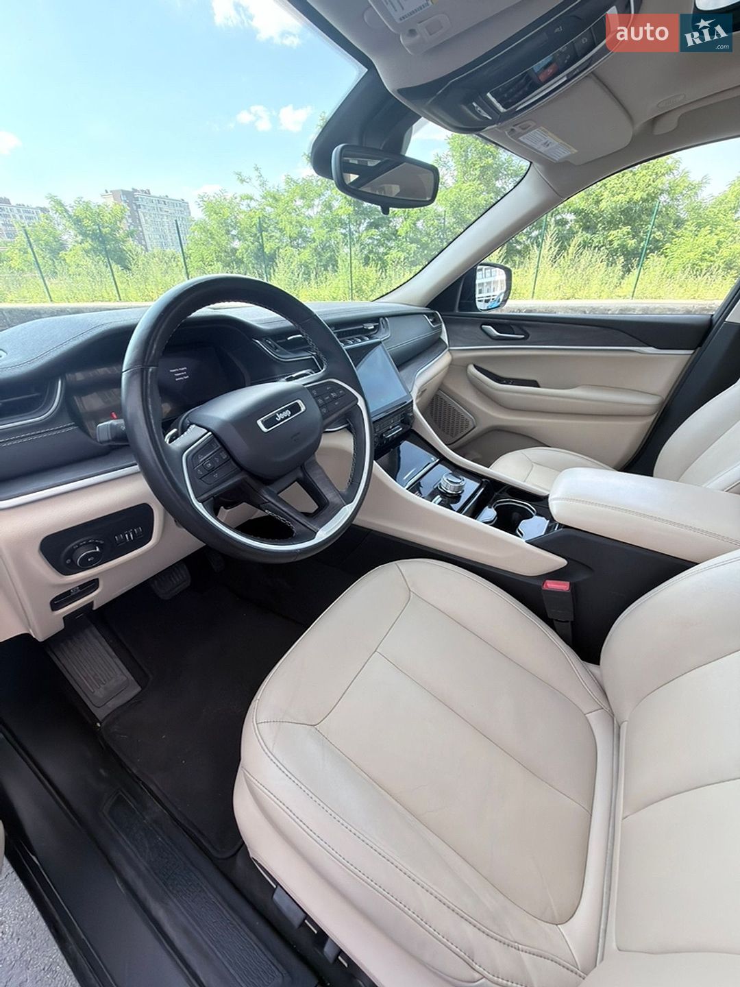 Jeep Grand Cherokee 2021 VIN 1C4RJKBG3N8505923 фото оголошення 15 з 24