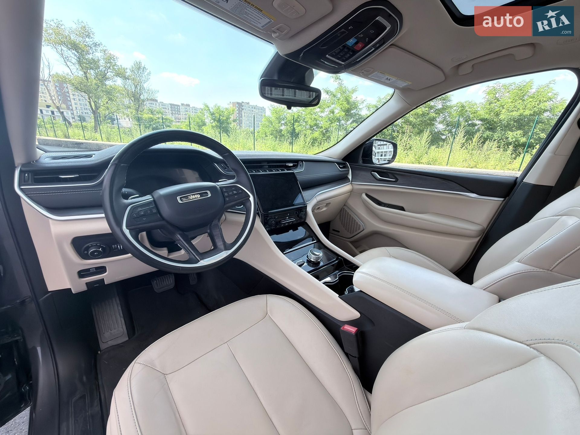 Jeep Grand Cherokee 2021 VIN 1C4RJKBG3N8505923 фото оголошення 18 з 24
