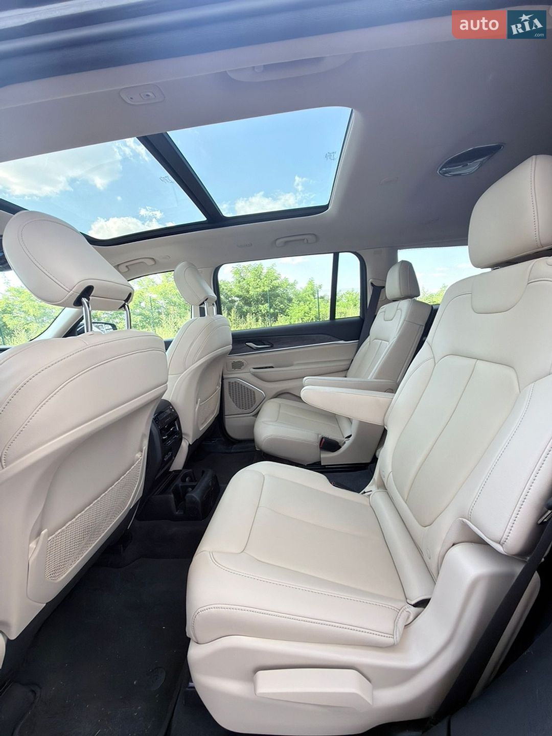 Jeep Grand Cherokee 2021 VIN 1C4RJKBG3N8505923 фото оголошення 23 з 24