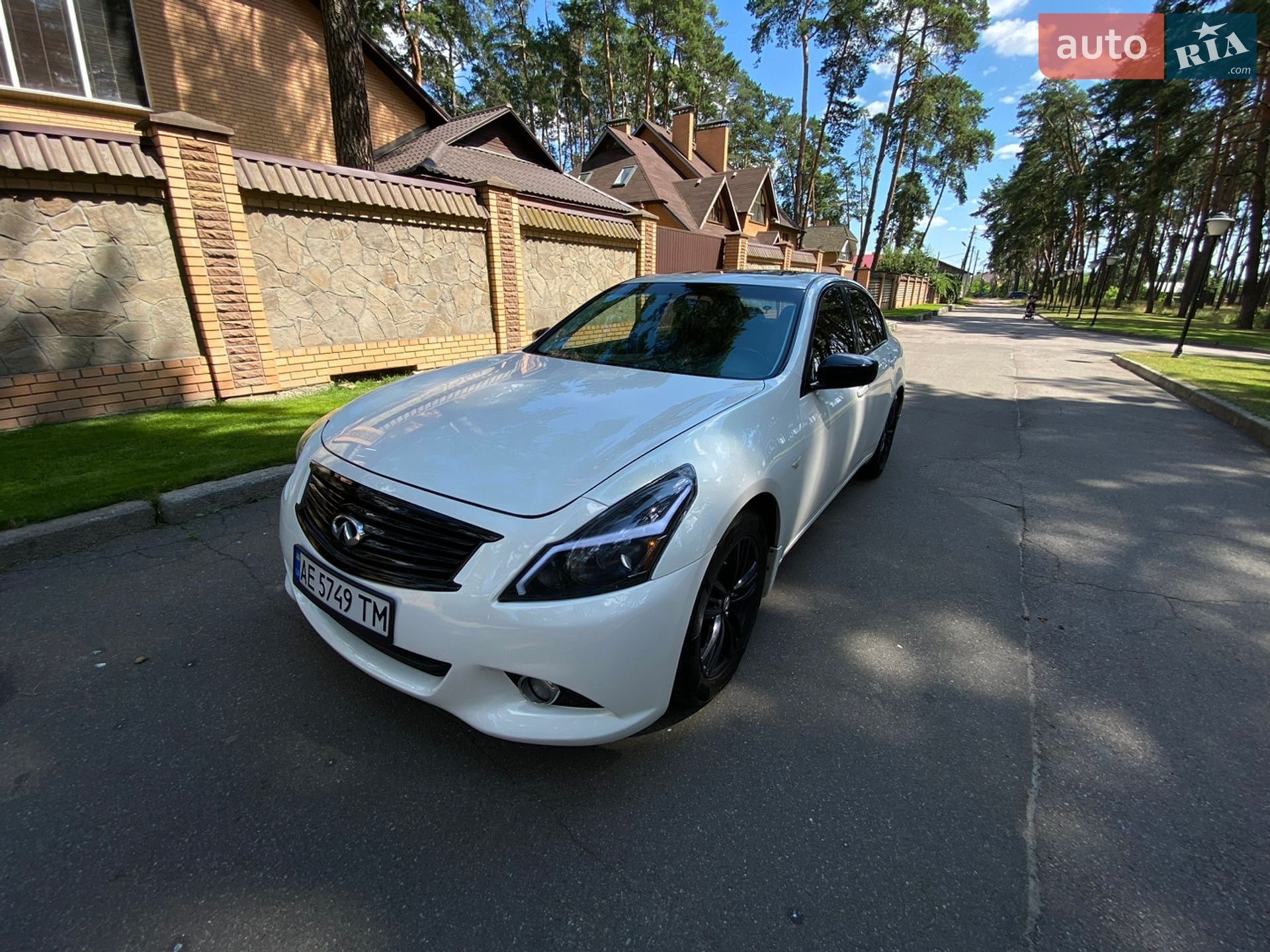 Infiniti G25 2012 VIN JN1DV6AP8CM812874 фото оголошення 3 з 34