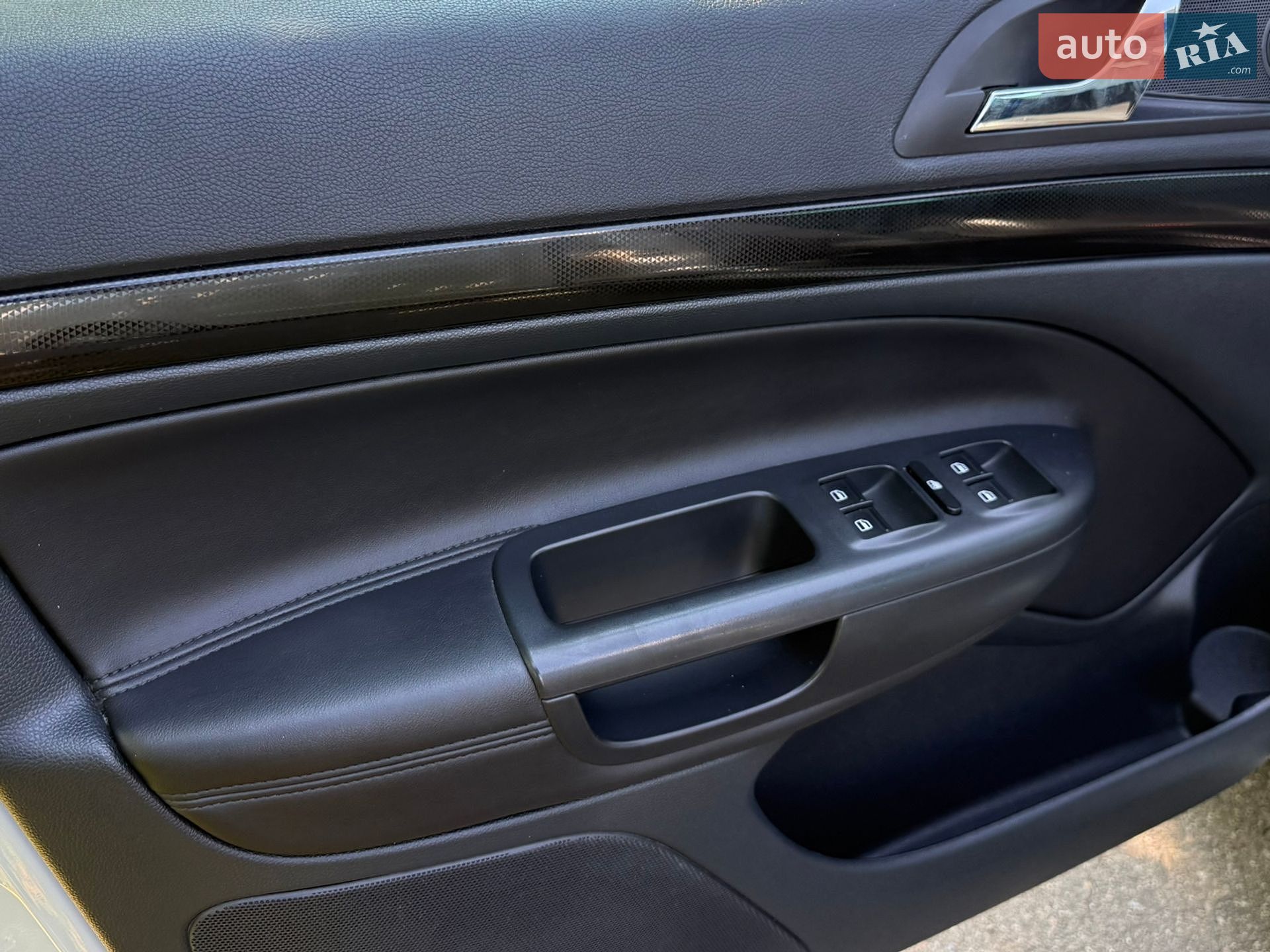 Skoda Octavia 2012 VIN TMBUF61Z0C2102701 фото оголошення 7 з 10