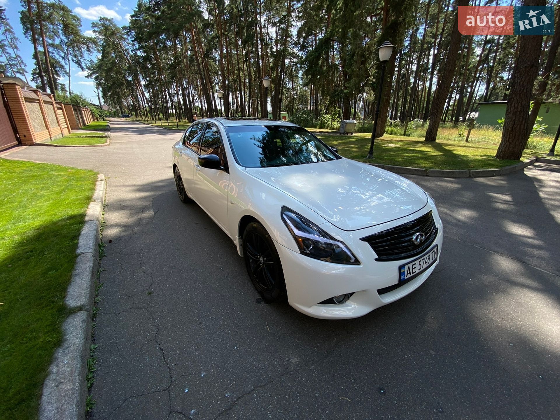 Infiniti G25 2012 VIN JN1DV6AP8CM812874 фото оголошення 2 з 34