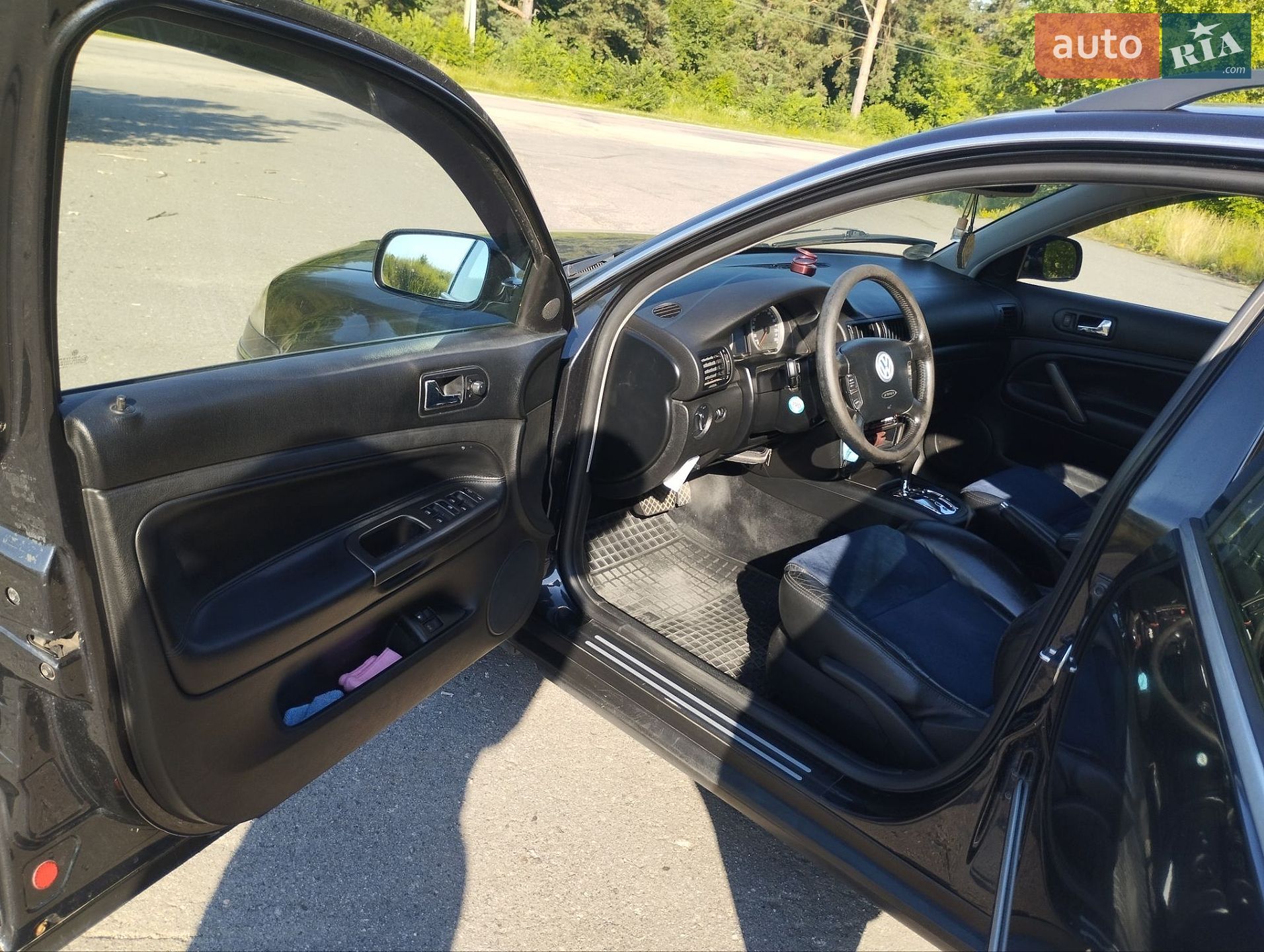Volkswagen Passat 2001 VIN WVWZZZ3BZ2E165220 фото оголошення 8 з 16