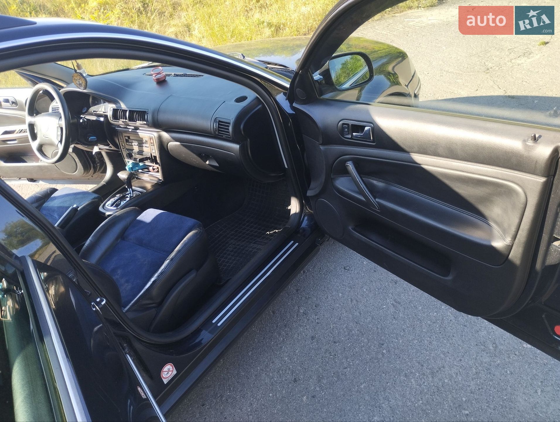 Volkswagen Passat 2001 VIN WVWZZZ3BZ2E165220 фото оголошення 12 з 16