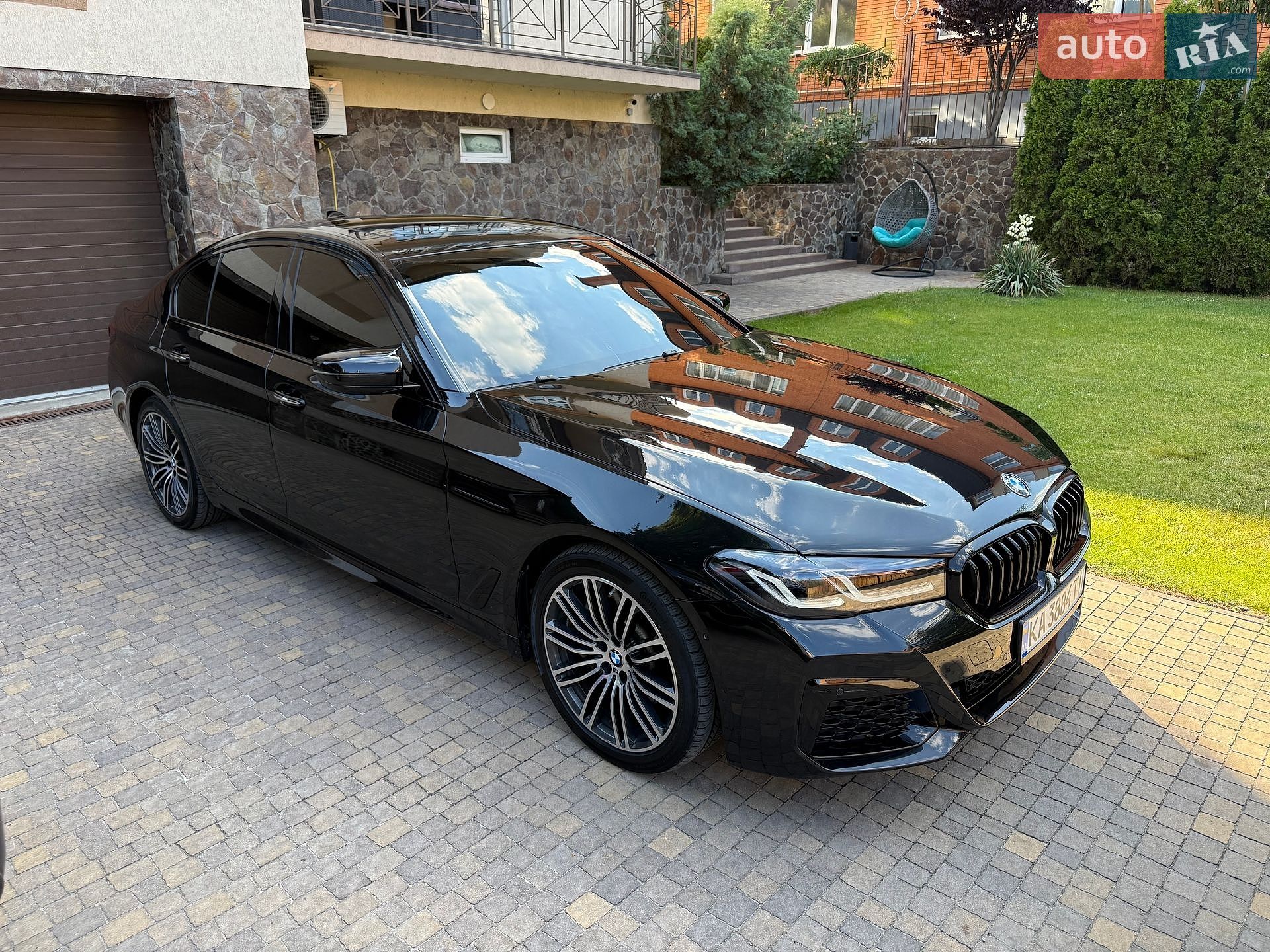 BMW 5 Series 2017 VIN WBAJA7C36HG906766 фото оголошення 8 з 60