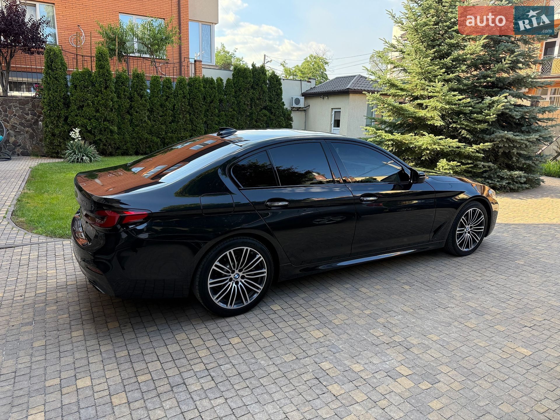 BMW 5 Series 2017 VIN WBAJA7C36HG906766 фото оголошення 9 з 60