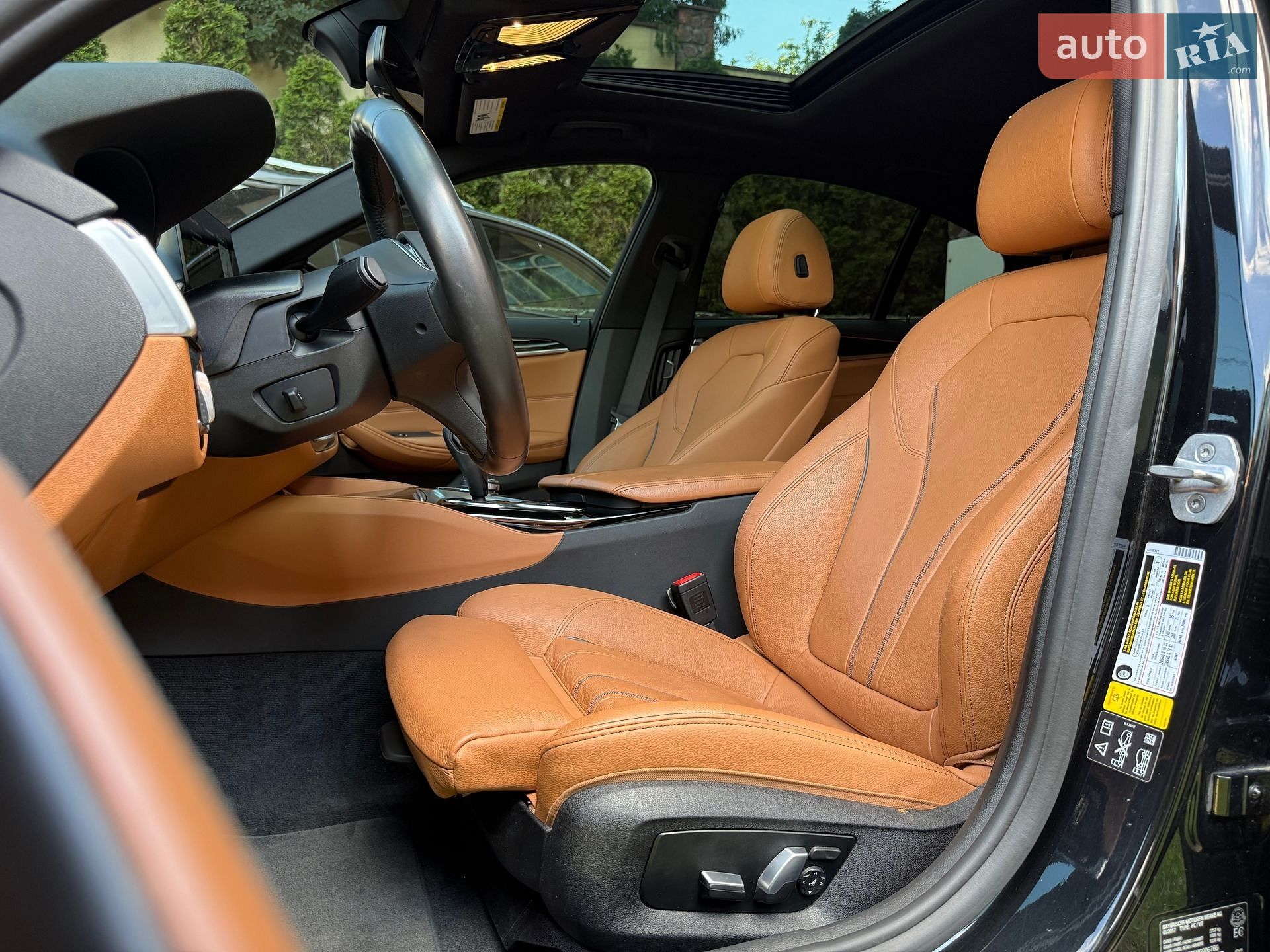BMW 5 Series 2017 VIN WBAJA7C36HG906766 фото оголошення 32 з 60