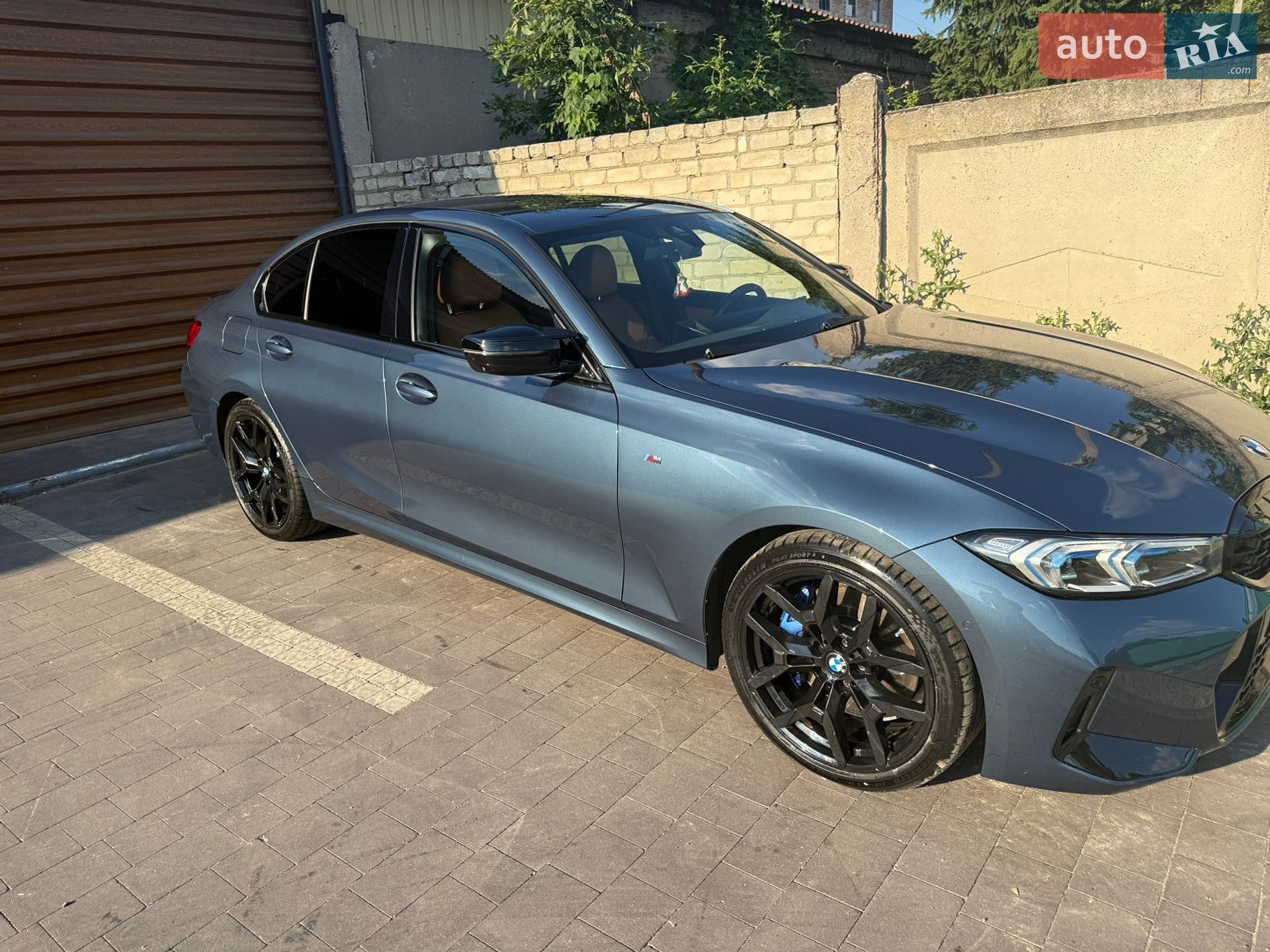 BMW 3 Series 2024 VIN WBA41FF0X0FT84100 фото оголошення 2 з 12