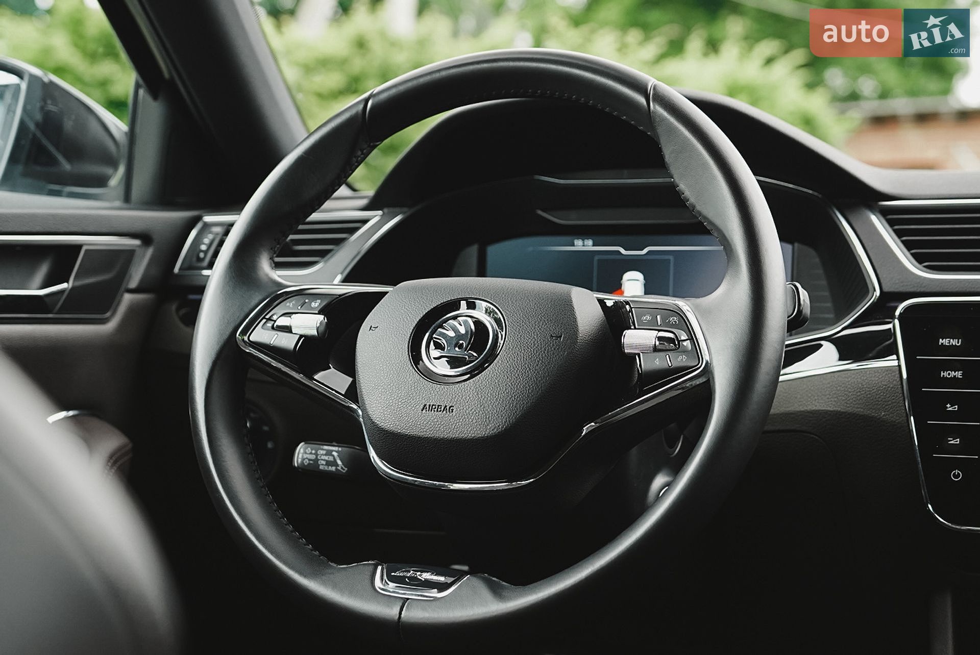Skoda Superb 2020 VIN TMBAR7NP2M7035984 фото оголошення 8 з 11