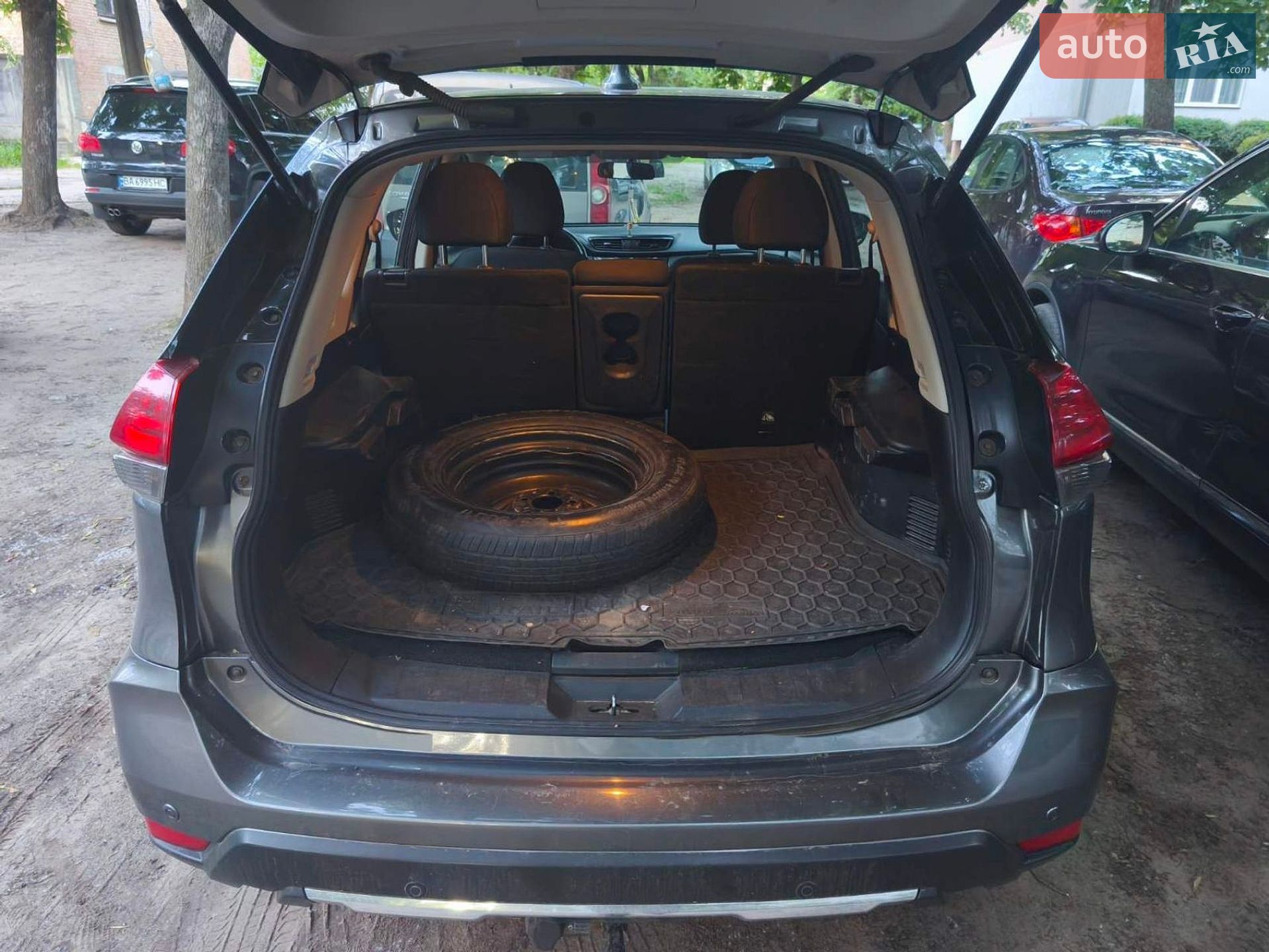 Nissan Rogue 2017 VIN KNMAT2MV0HP614160 фото оголошення 5 з 11