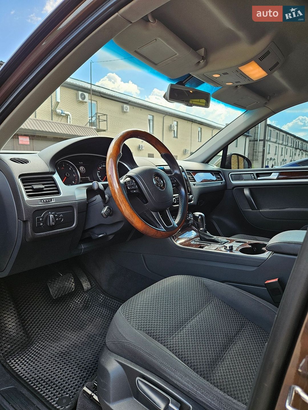 Volkswagen Touareg 2014 VIN WVGZZZ7PZED030478 фото оголошення 18 з 28