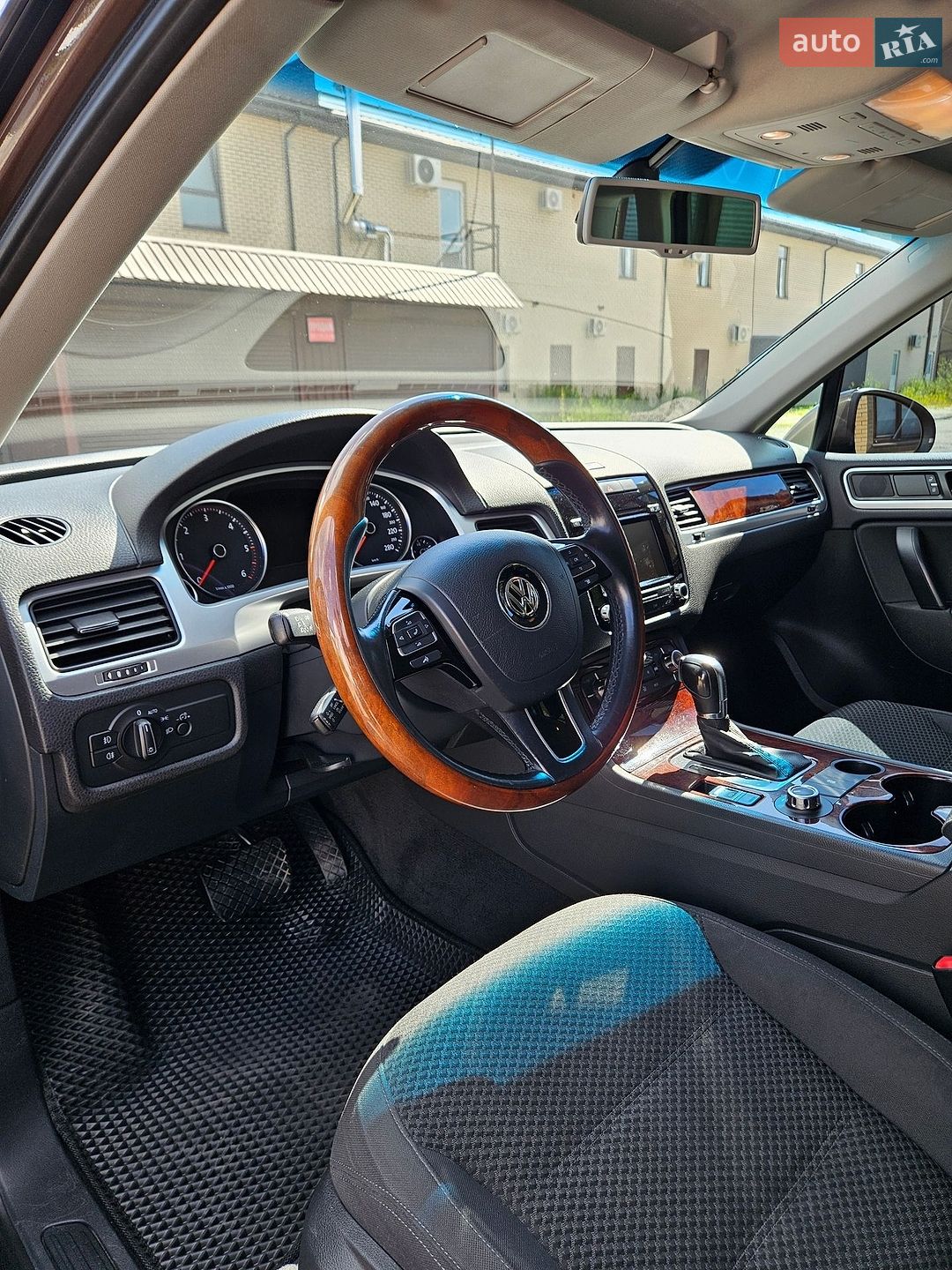 Volkswagen Touareg 2014 VIN WVGZZZ7PZED030478 фото оголошення 23 з 28