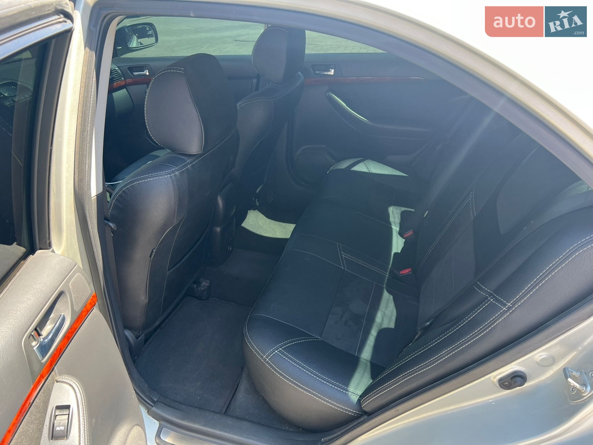 Toyota Avensis 2003 VIN SB1BJ56L30E021730 фото оголошення 11 з 20