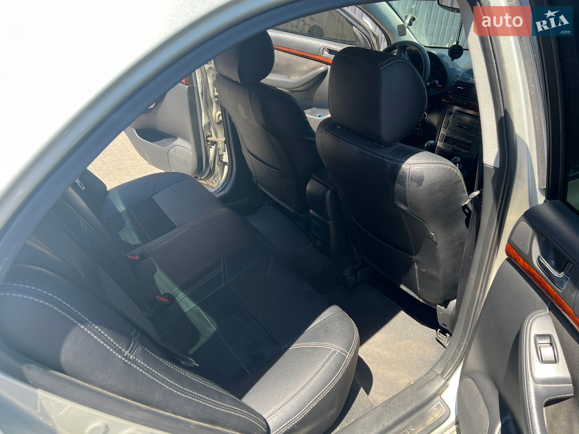Toyota Avensis 2003 VIN SB1BJ56L30E021730 фото оголошення 13 з 20