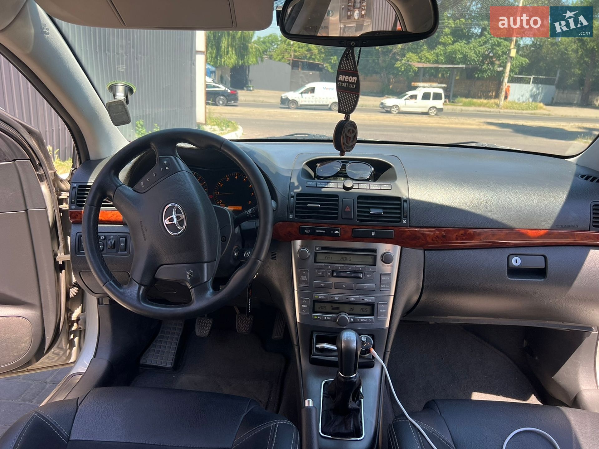 Toyota Avensis 2003 VIN SB1BJ56L30E021730 фото оголошення 17 з 20