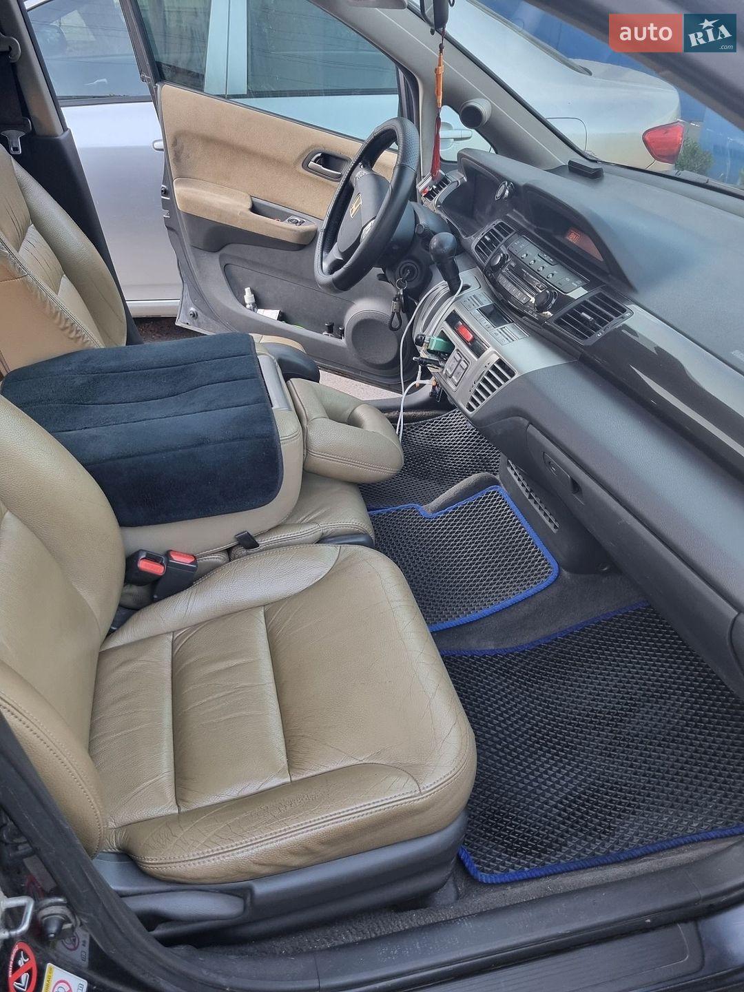 Honda FR-V 2008 VIN JHMBE18809S200148 фото оголошення 9 з 13
