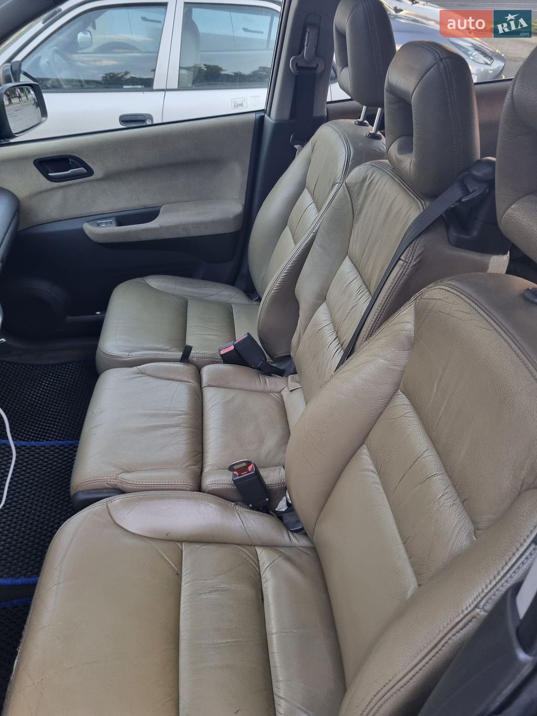 Honda FR-V 2008 VIN JHMBE18809S200148 фото оголошення 6 з 13