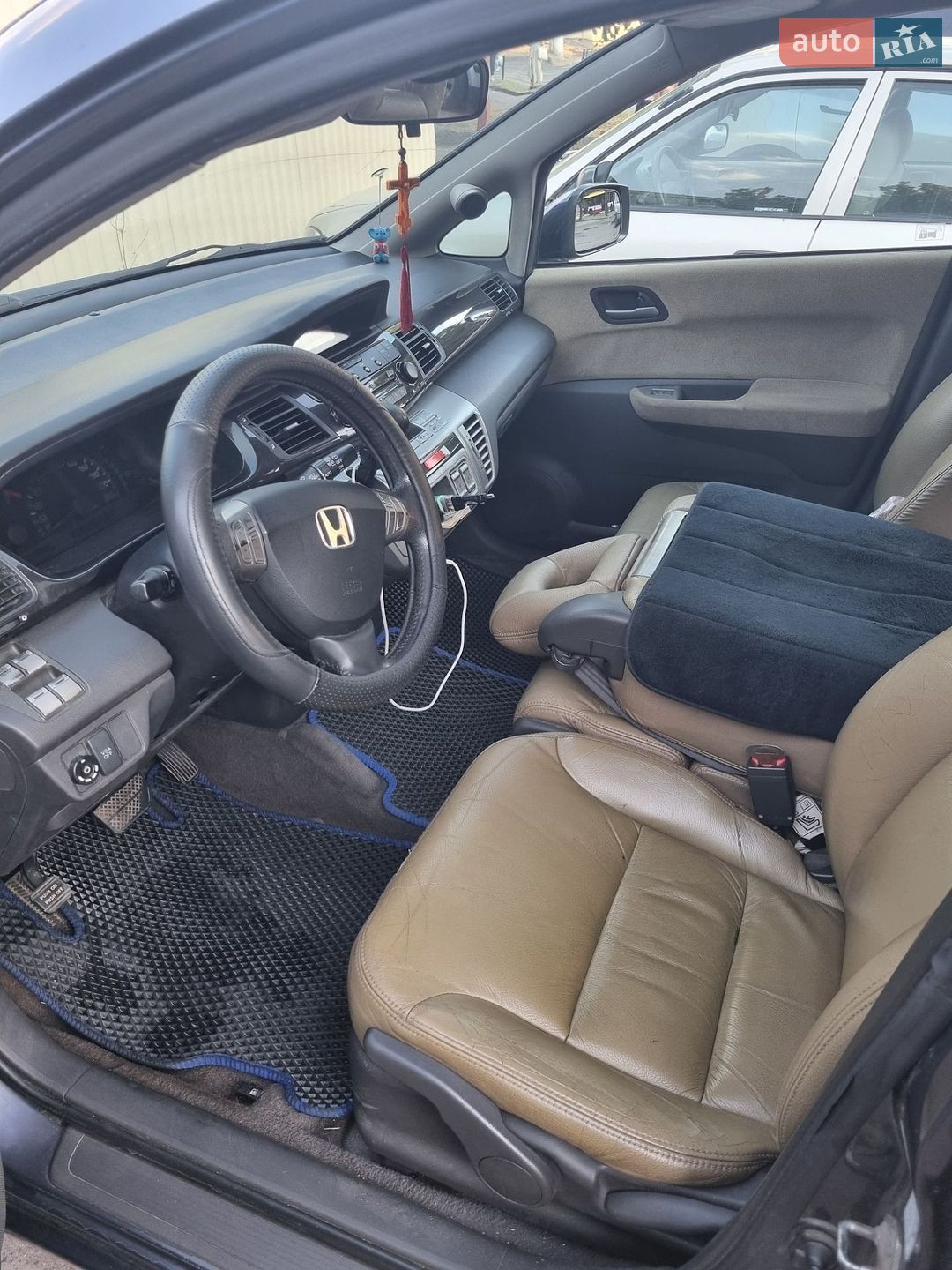 Honda FR-V 2008 VIN JHMBE18809S200148 фото оголошення 7 з 13