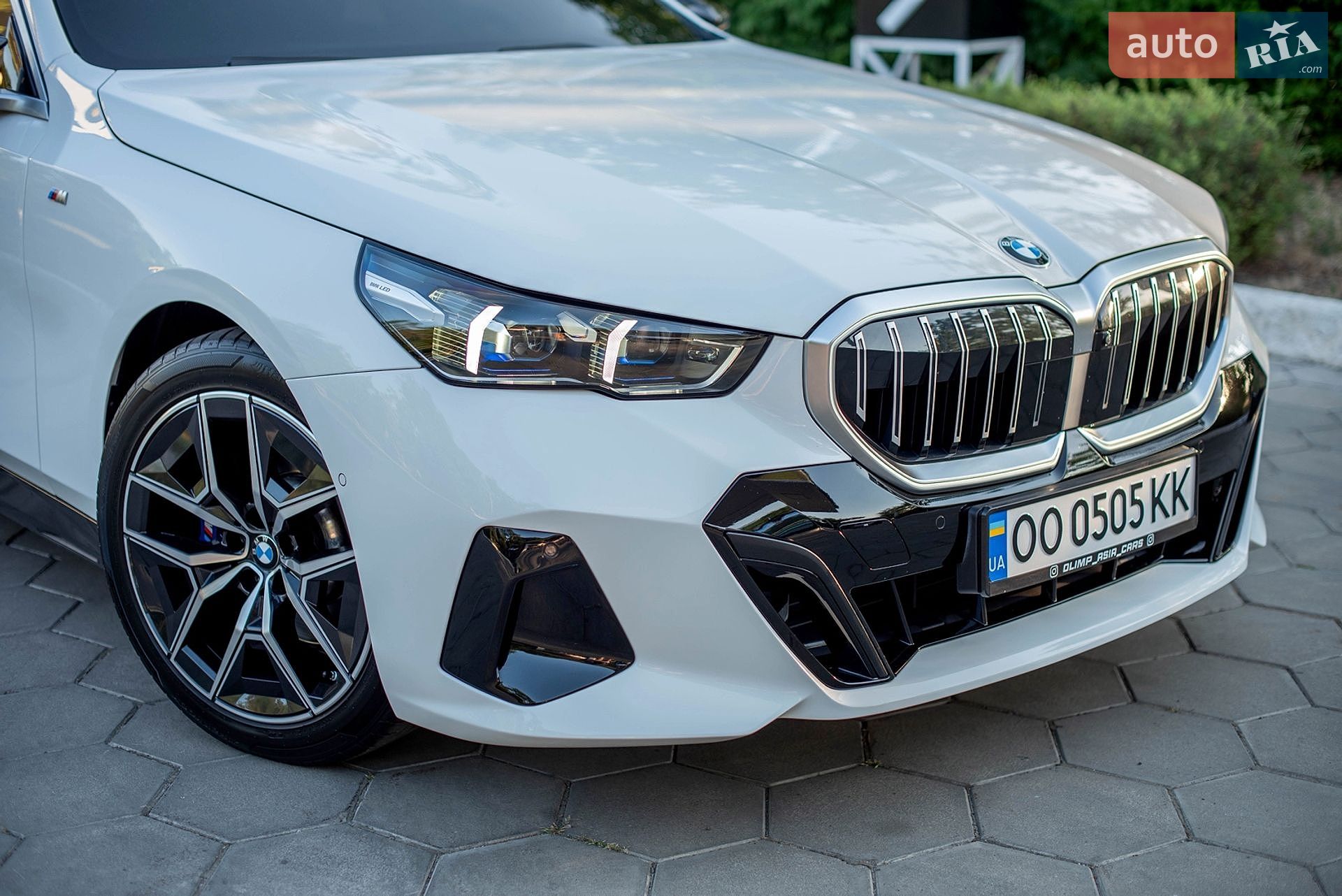 BMW 5 Series 2024 VIN WBA41FL0XRCS00437 фото оголошення 10 з 67