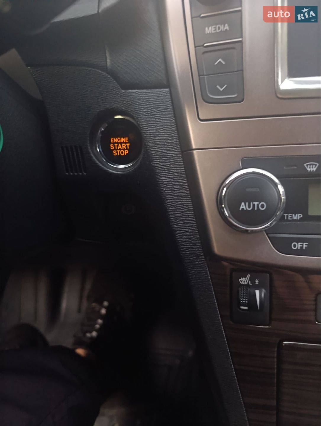 Toyota Avensis 2013 VIN SB1EB76L20E038881 фото оголошення 16 з 45