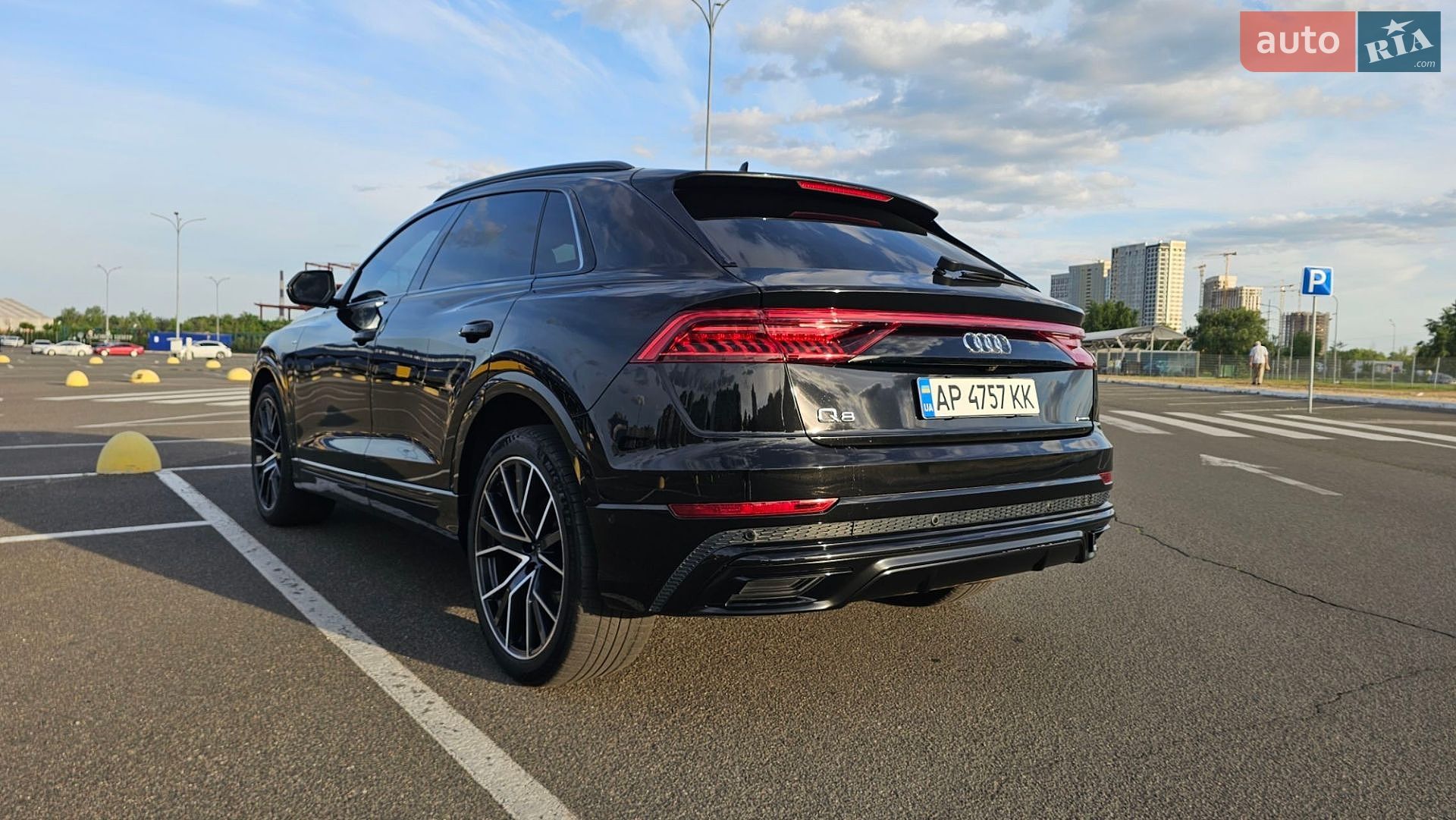 Audi Q8 2022 VIN WA1FVBF18ND021339 фото оголошення 6 з 25
