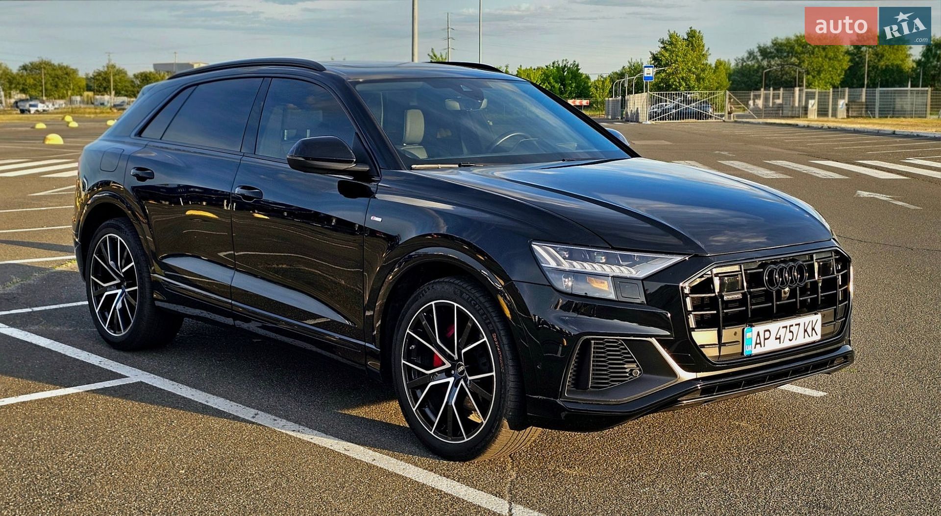 Audi Q8 2022 VIN WA1FVBF18ND021339 фото оголошення 13 з 25
