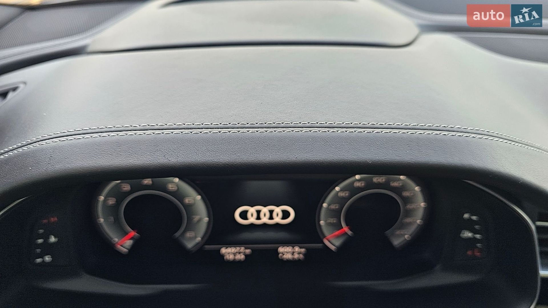 Audi Q8 2022 VIN WA1FVBF18ND021339 фото оголошення 17 з 25