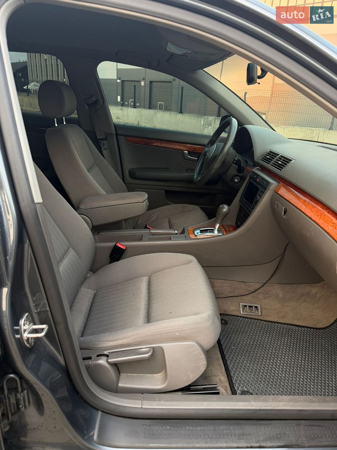 Audi A4 2003 VIN WAUZZZ8EX3A333061 фото оголошення 17 з 20