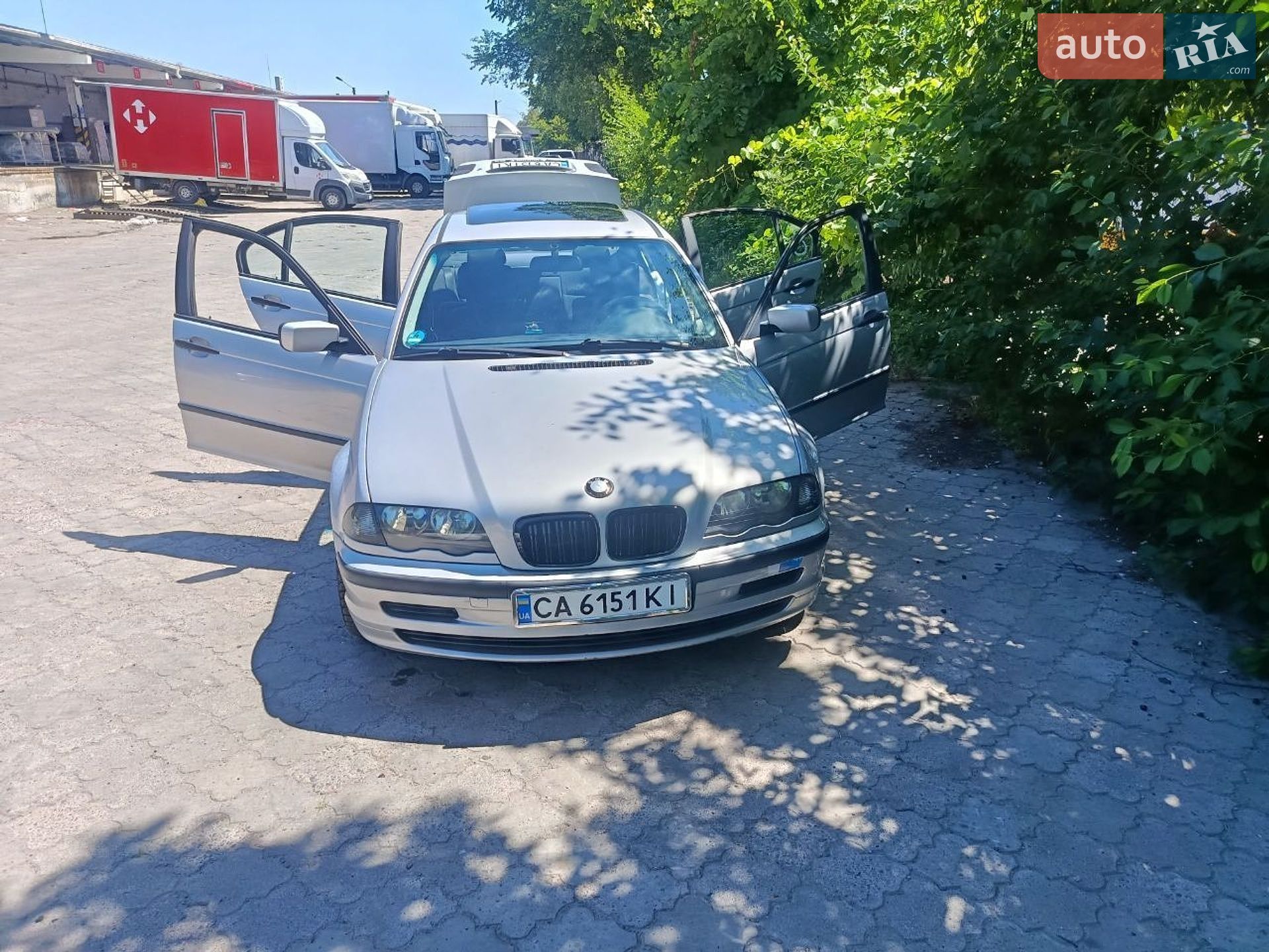 BMW 3 Series 2000 VIN WBAAL31090JJ68061 фото оголошення 2 з 9