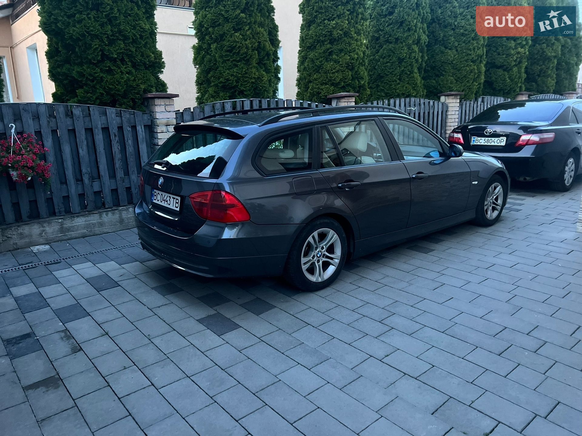 BMW 3 Series 2008 VIN WBAVU51080A320857 фото оголошення 3 з 28