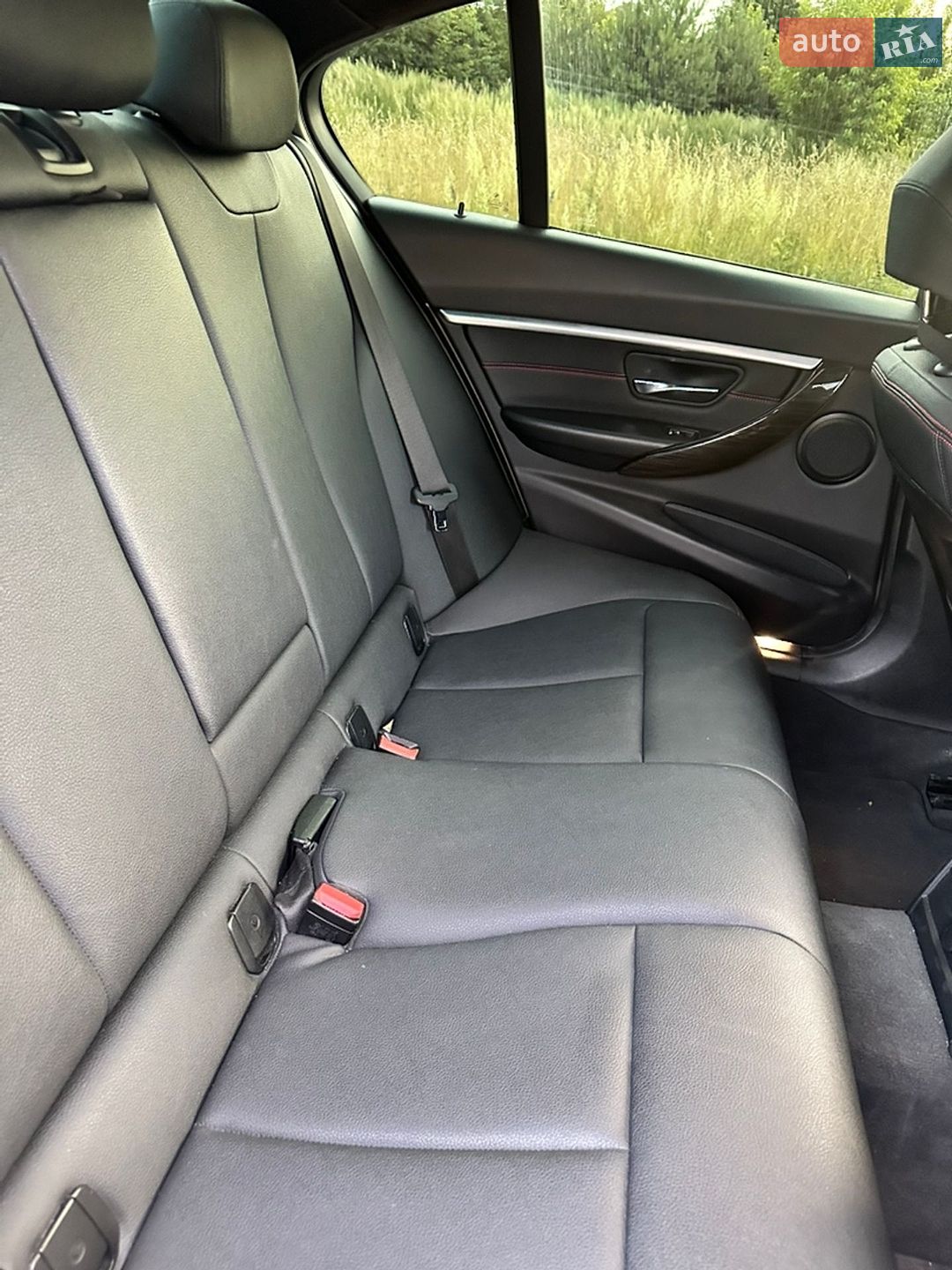 BMW 3 Series 2017 VIN WBA8D9G5XJNU67070 фото оголошення 19 з 26