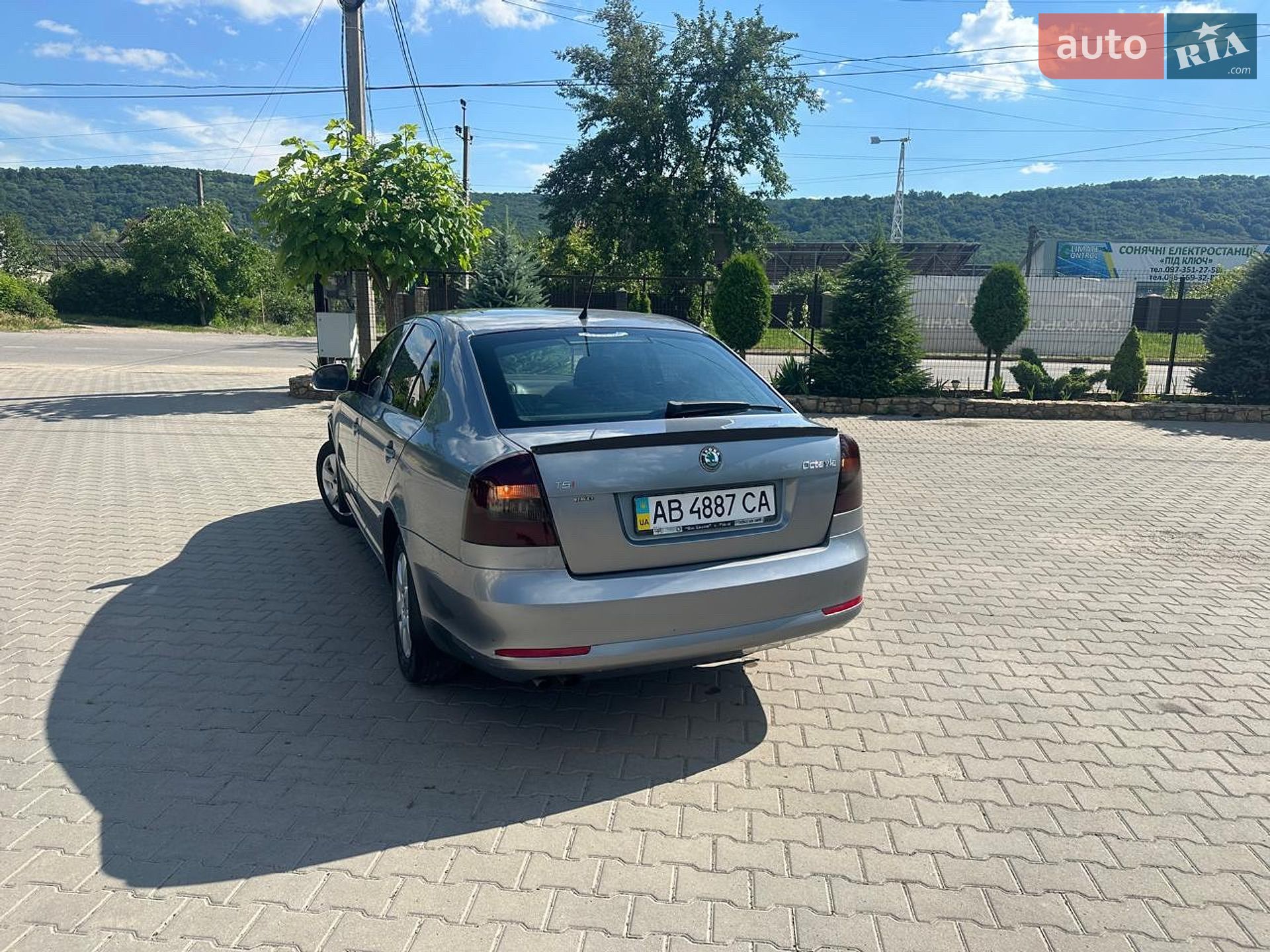 Skoda Octavia 2011 VIN TMBBK41Z2CB152393 фото оголошення 8 з 18