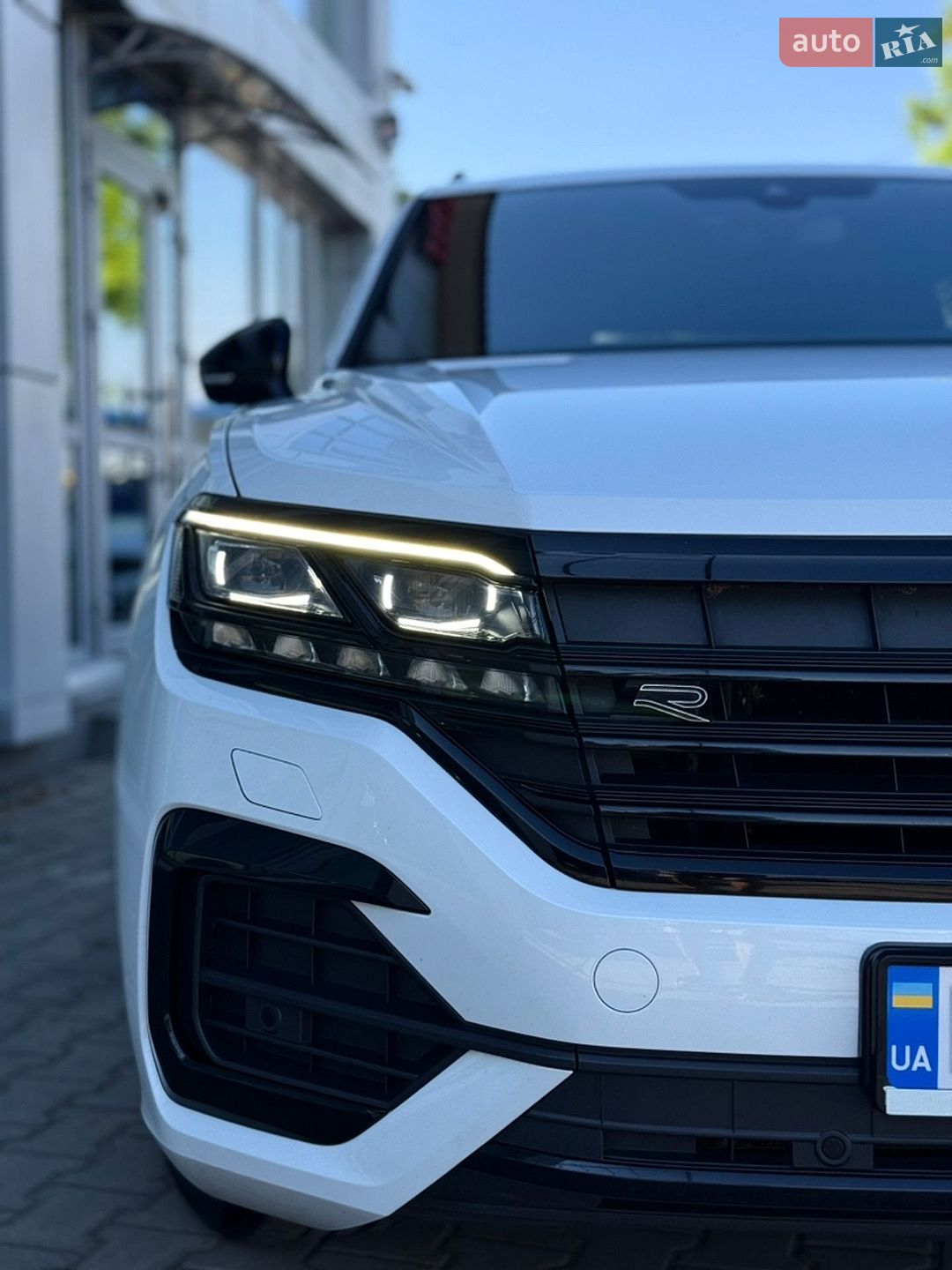Volkswagen Touareg 2021 VIN WVGZZZCRZND003498 фото оголошення 4 з 25