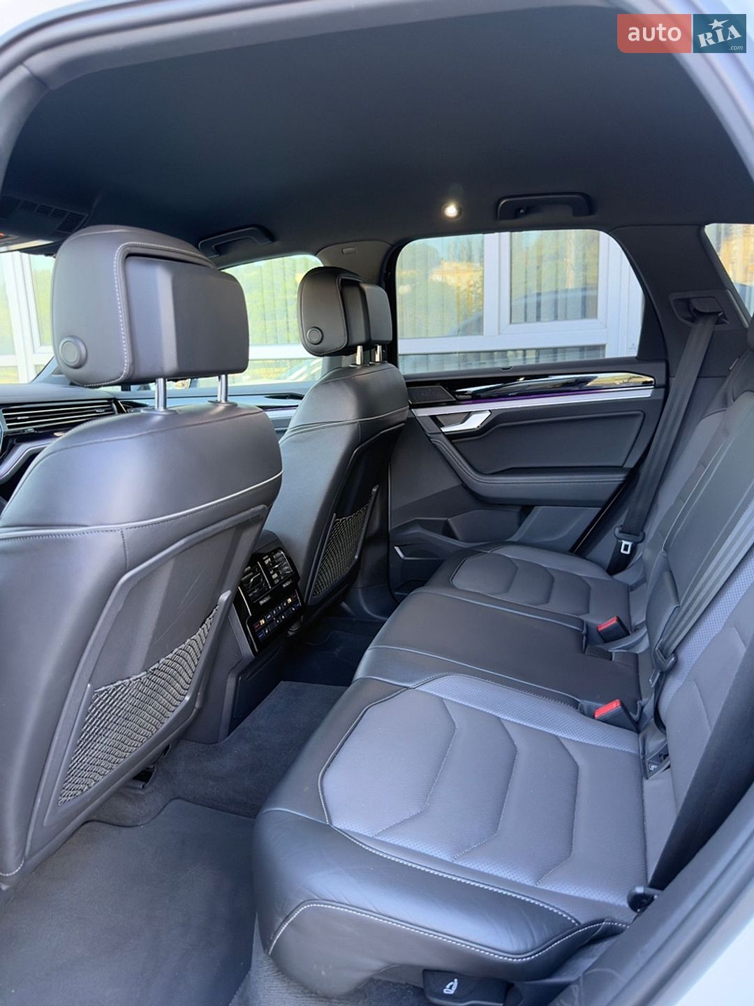 Volkswagen Touareg 2021 VIN WVGZZZCRZND003498 фото оголошення 11 з 25