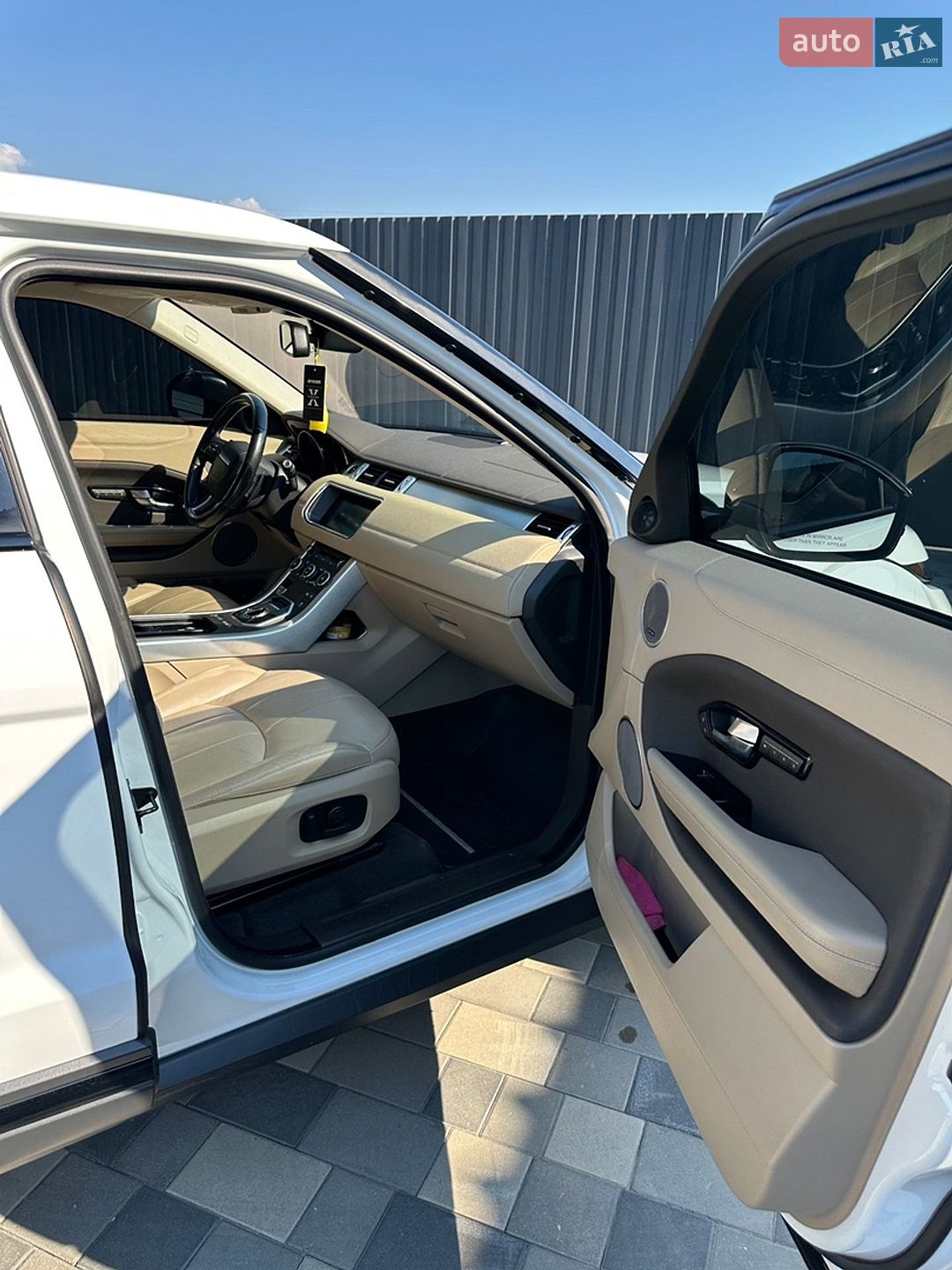 Land Rover Range Rover Evoque 2016 VIN SALVP2BG7HH206820 фото оголошення 9 з 13