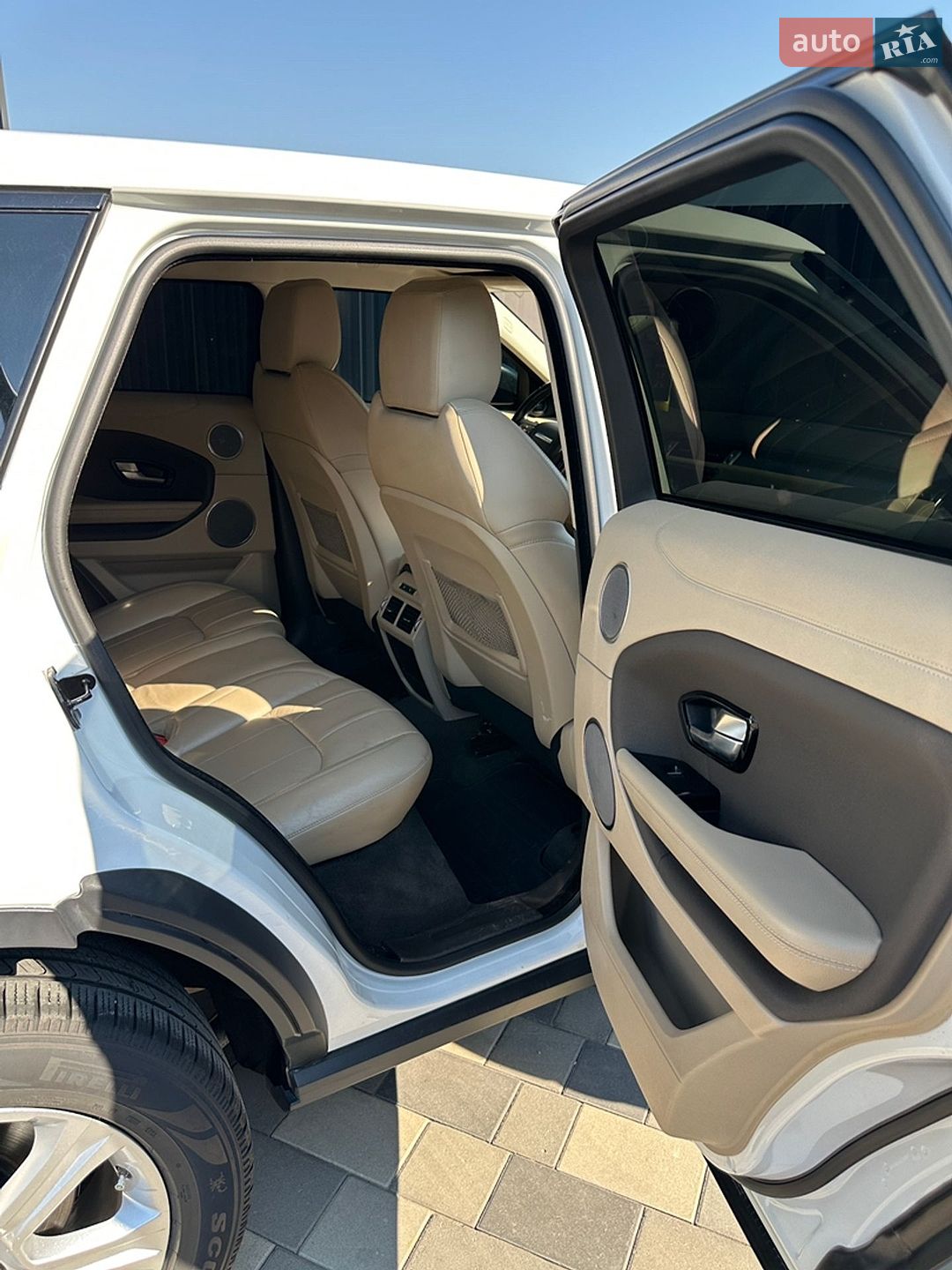 Land Rover Range Rover Evoque 2016 VIN SALVP2BG7HH206820 фото оголошення 10 з 13