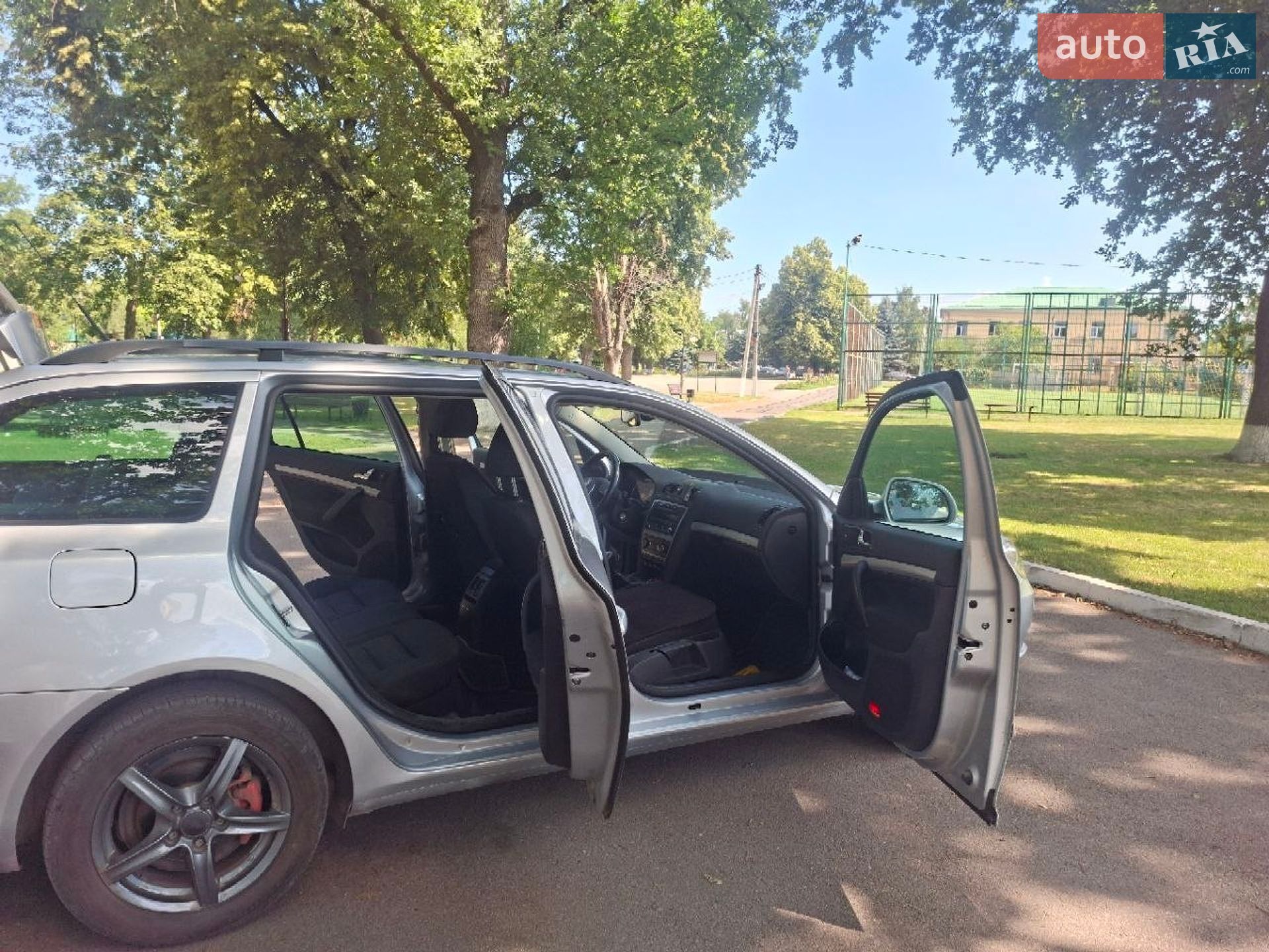 Skoda Octavia 2009 VIN TMBKK61ZX92032202 фото оголошення 9 з 16