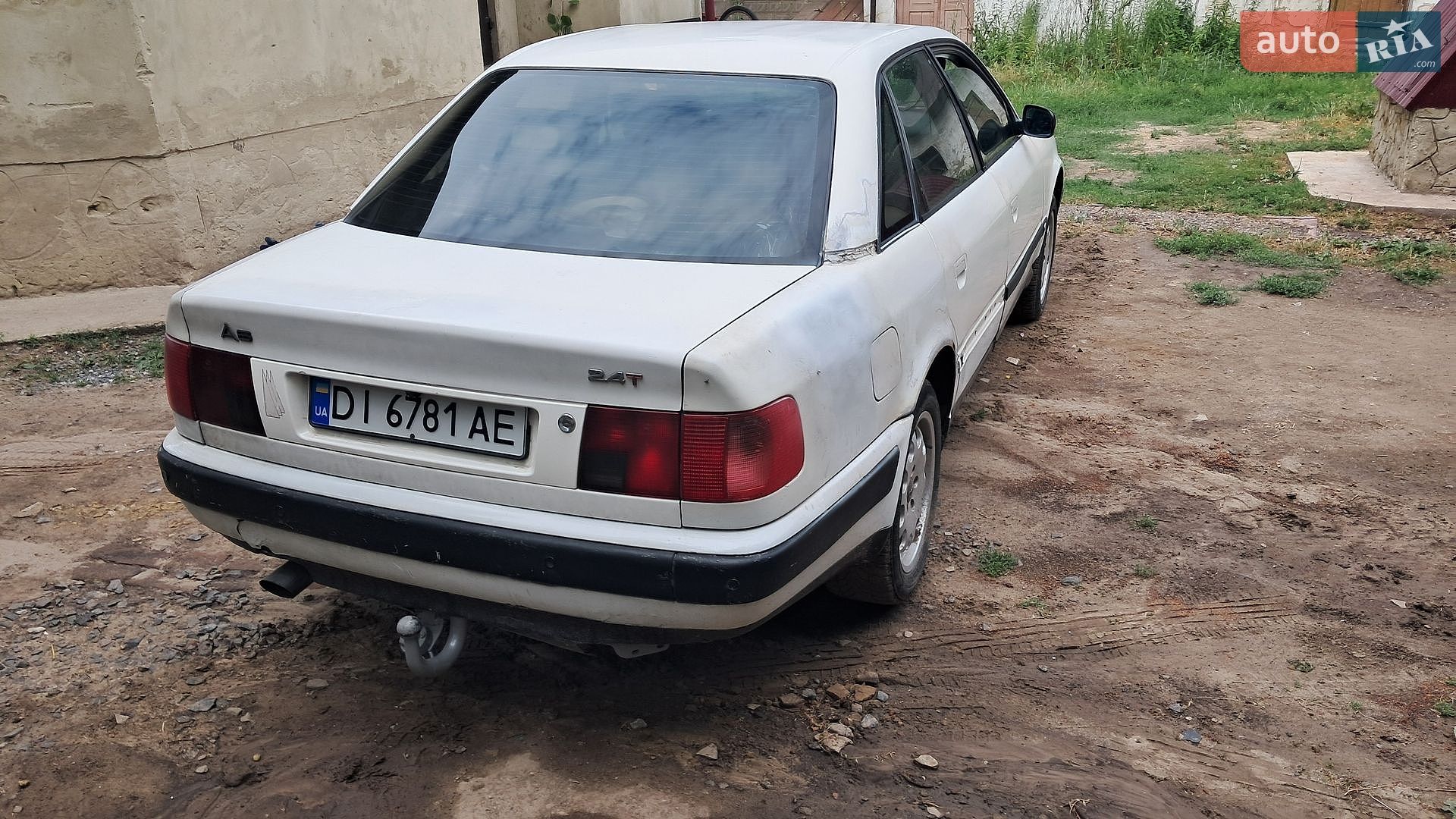 Audi 100 1994 VIN WAUZZZ4AZRN046595 фото оголошення 3 з 5