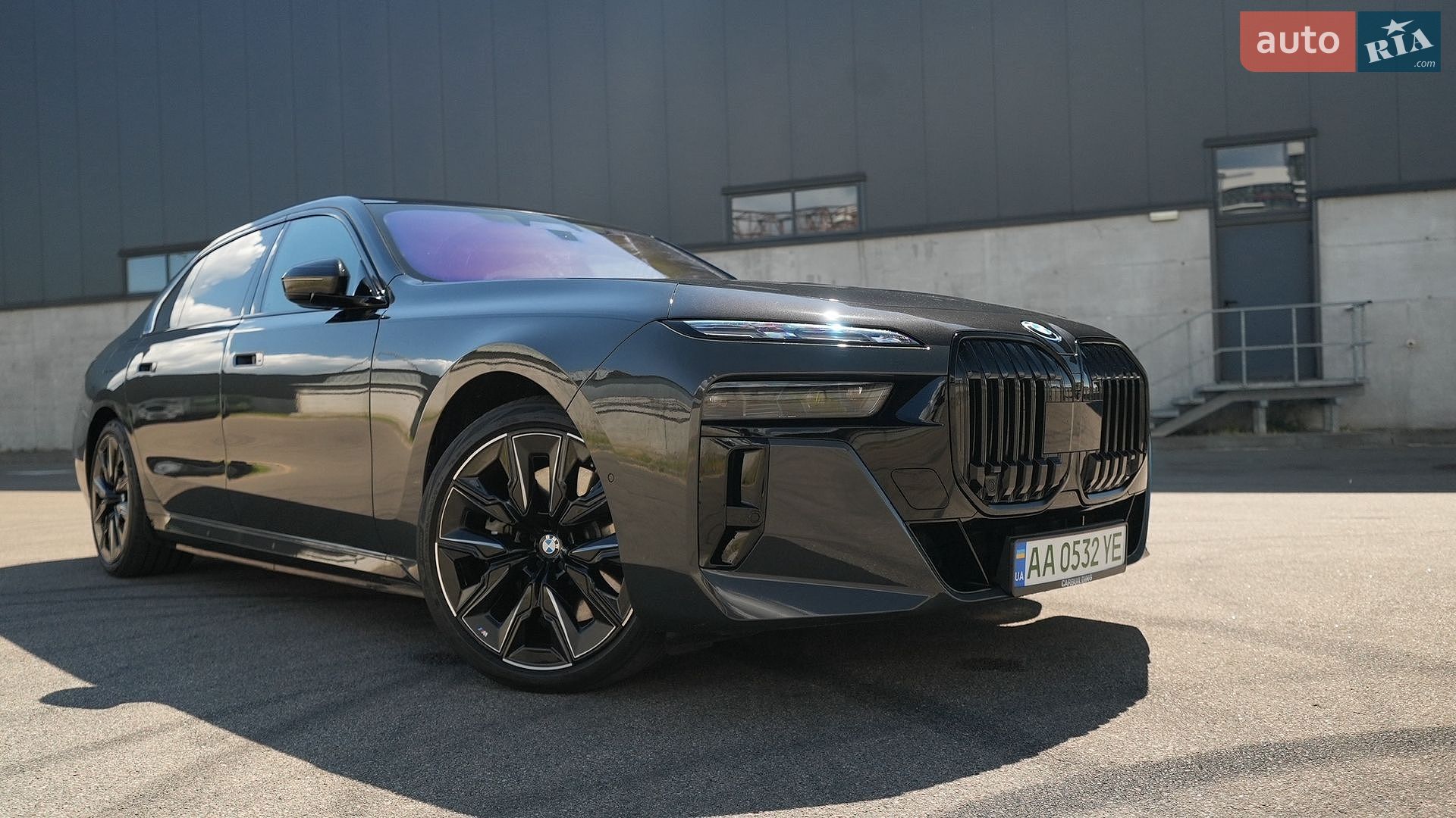 BMW I7 2023 VIN WBY51EJ010CM34424 фото оголошення 8 з 44